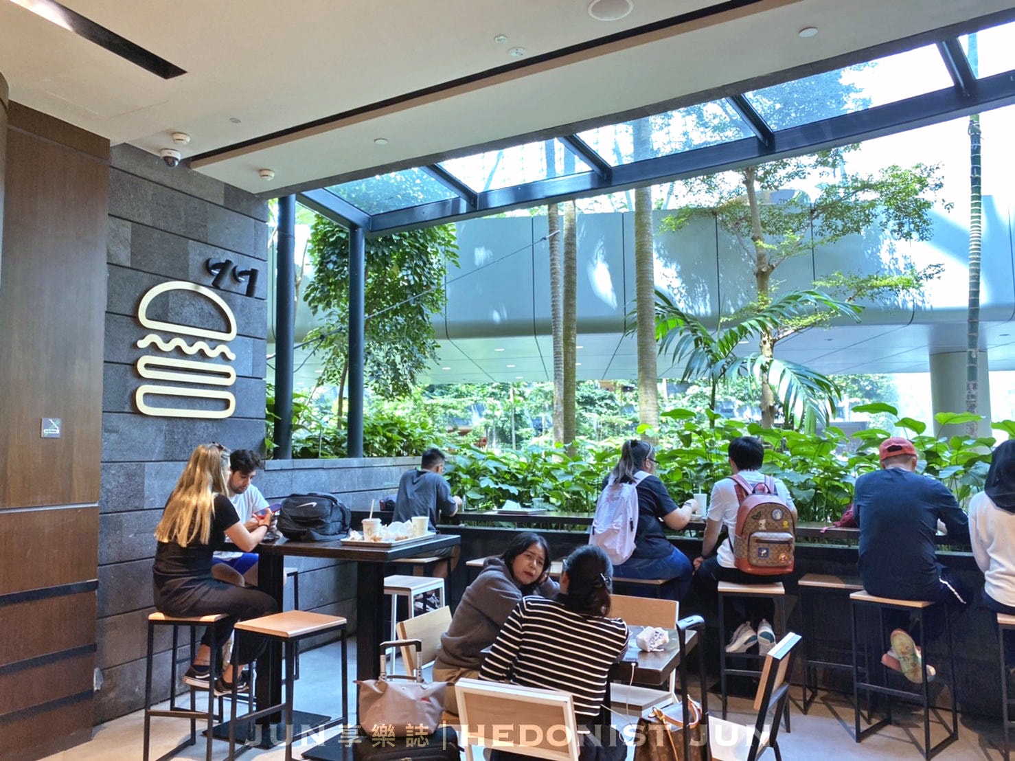 【新加坡樟宜】Shake Shack(附菜單)終於吃到漢堡界星巴克 濃郁斑蘭奶昔獅城限定 - 第12張圖