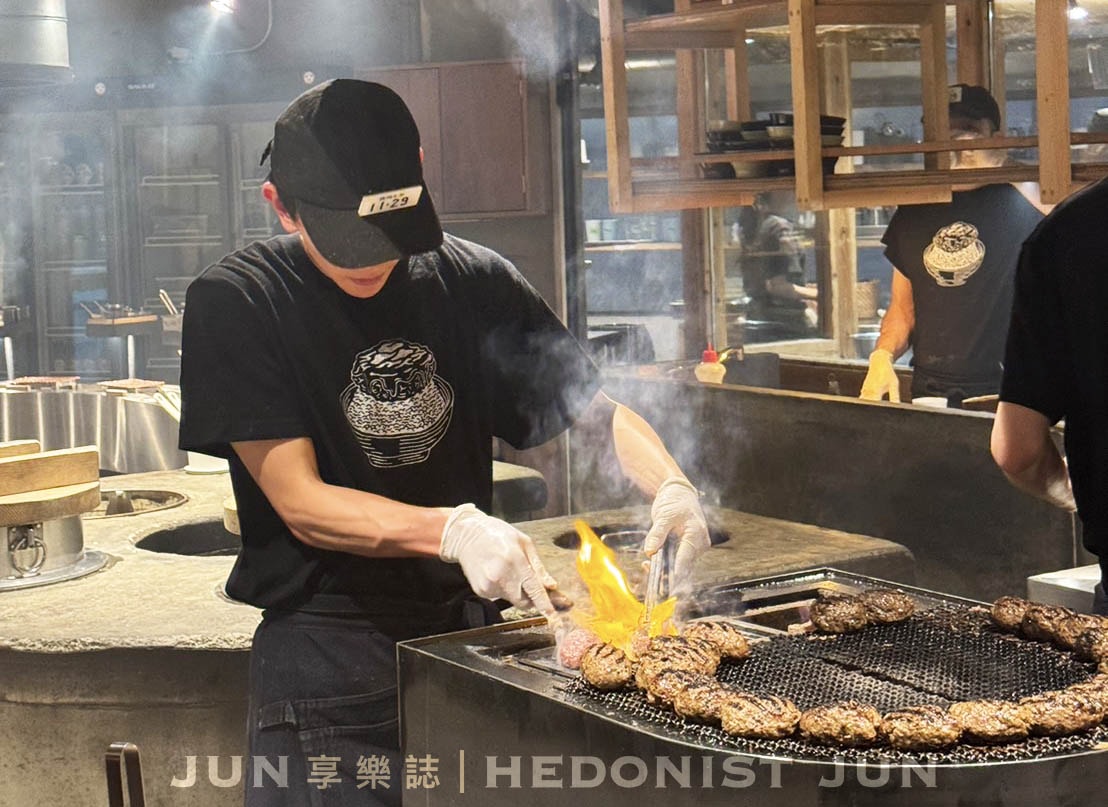 《東京‧澀谷》挽肉と米(澀谷店)-B級美食也能當A咖!火烤漢堡排超香~ - 第10張圖