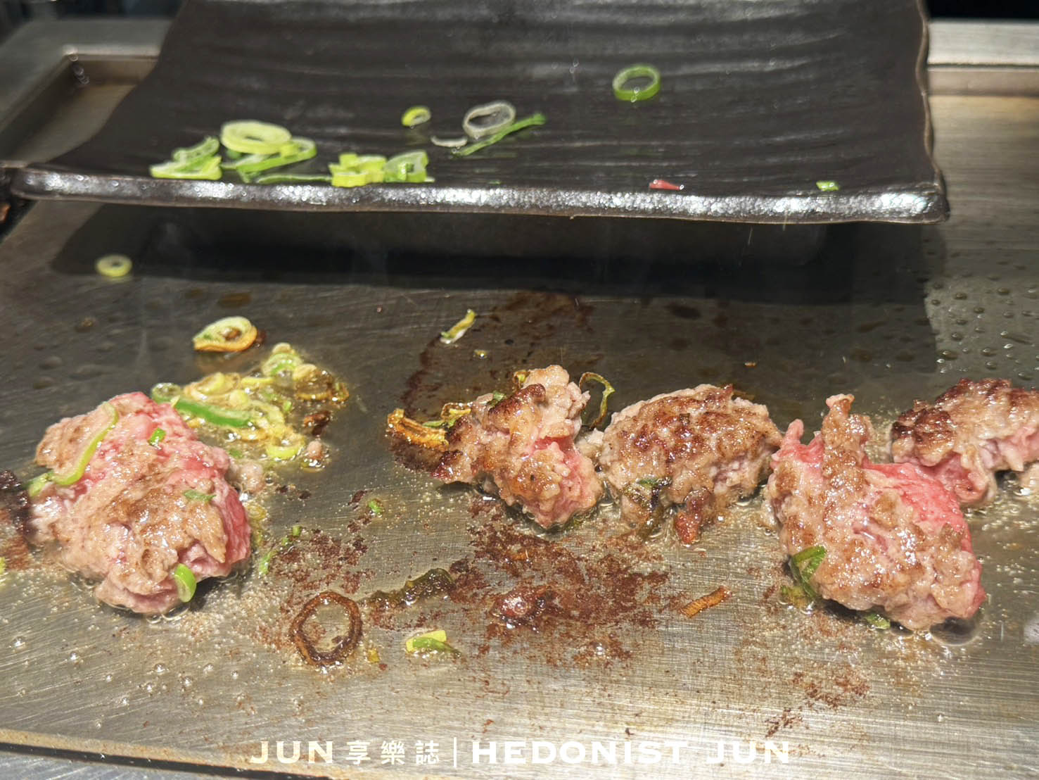 《東京‧東京車站》極味屋(東京駅店)-日本人為之瘋狂的真‧黑毛和牛漢堡排 - 第25張圖