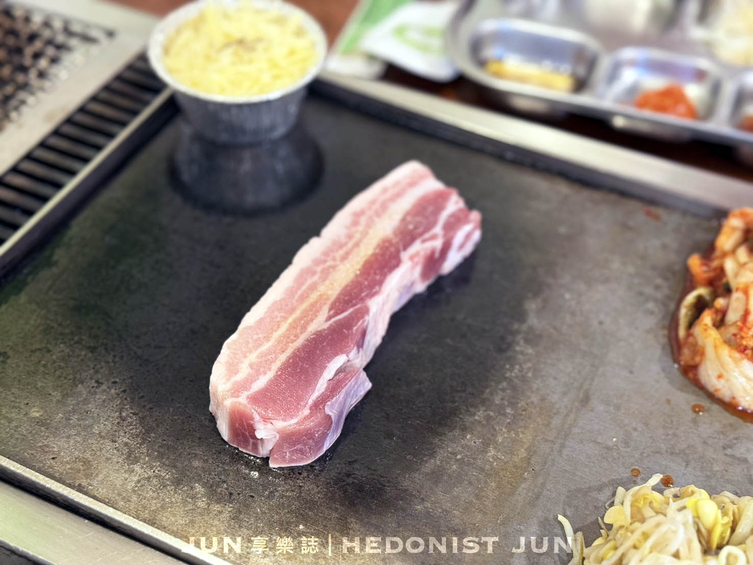 《台北‧松山》VEGETEJIYA 菜豚屋八德店-吃肉包菜清爽無負擔 動口不動手專人服務 - 第24張圖