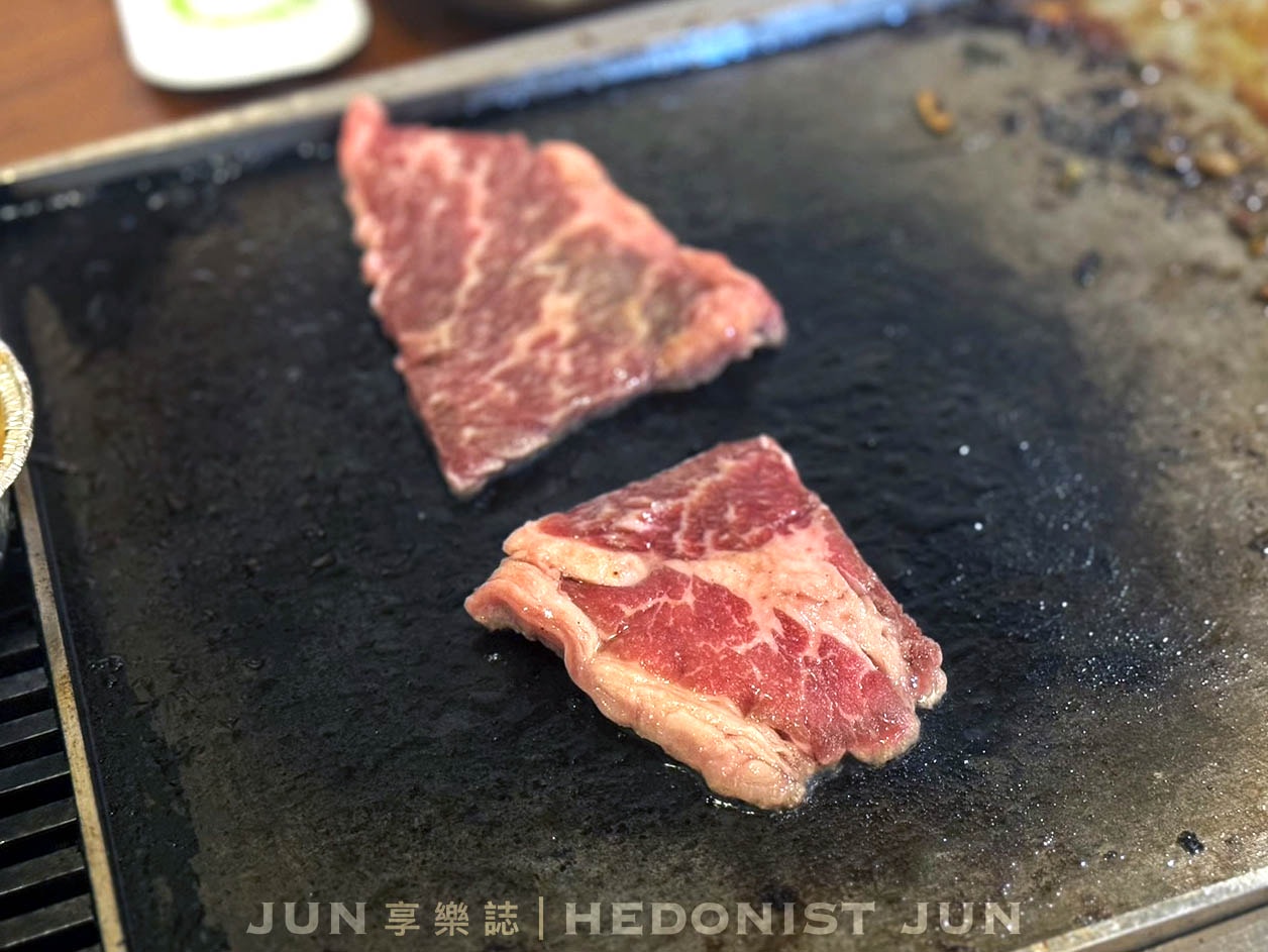 《台北‧松山》VEGETEJIYA 菜豚屋八德店-吃肉包菜清爽無負擔 動口不動手專人服務 - 第39張圖