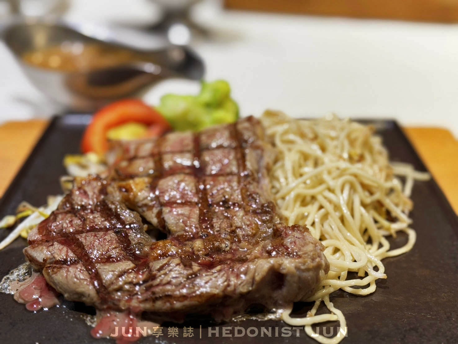 《台中‧西區》赤鬼炙燒牛排(台灣大道店)-台中最強平價牛排教你什麼叫高大上! - 第20張圖