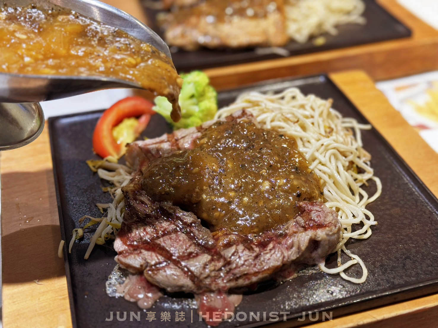 《台中‧西區》赤鬼炙燒牛排(台灣大道店)-台中最強平價牛排教你什麼叫高大上! - 第21張圖