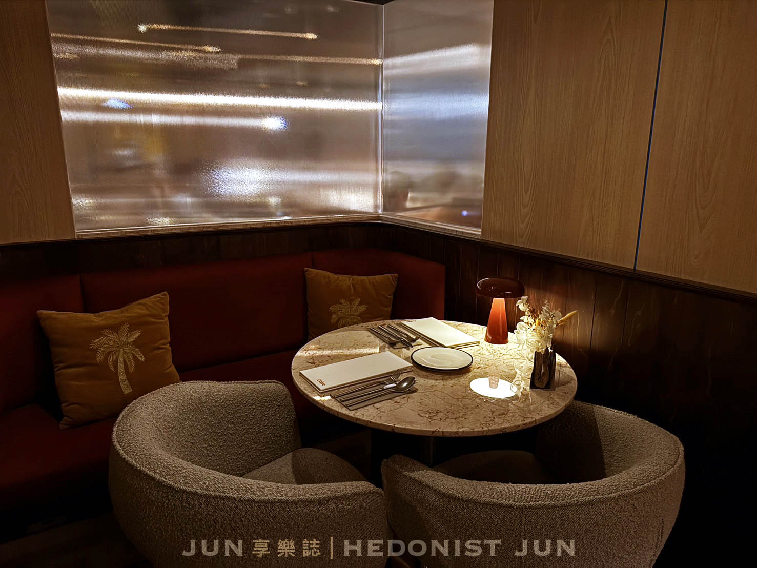《台北‧大安》Ochre Grill & Bar|瑪黑餐酒 光復店-氤氳炭燻人間煙火 法式細膩內斂餐酒 - 第18張圖