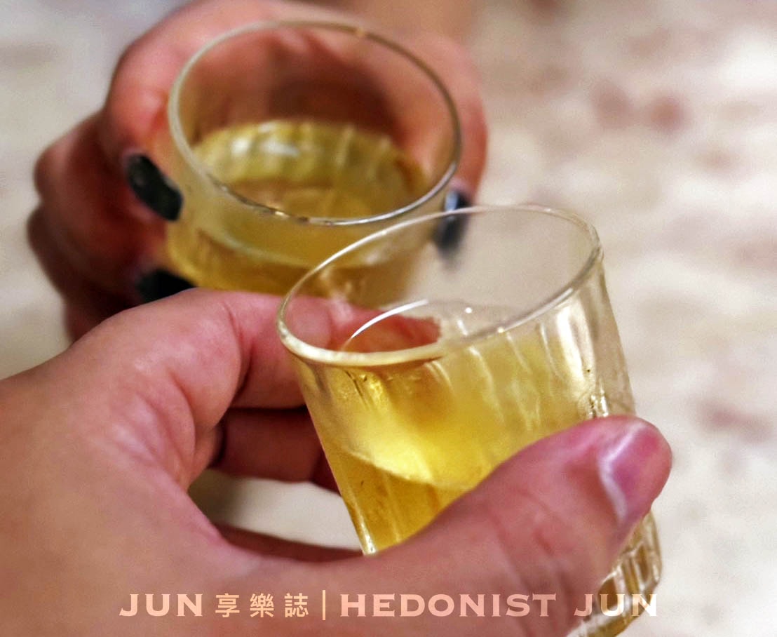《台北‧大安》Ochre Grill & Bar|瑪黑餐酒 光復店-氤氳炭燻人間煙火 法式細膩內斂餐酒 - 第38張圖