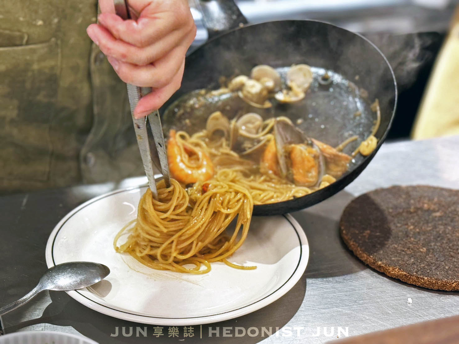 《台北‧松山》又一間商行SPAGHETTI-清炒系義大利麵食境秀!廚房餐桌零距離 - 第2張圖