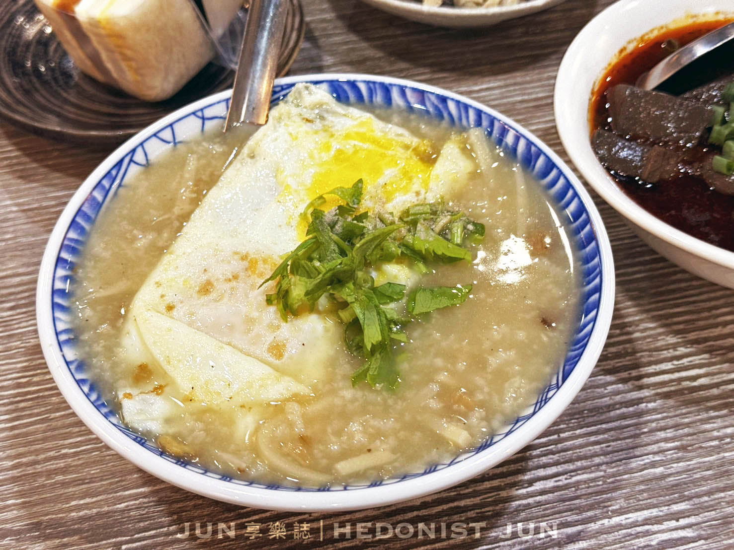 《台北‧中山》胖老闆誠意肉粥-豪邁美食夠誠意!最猛宵夜超給力! - 第16張圖