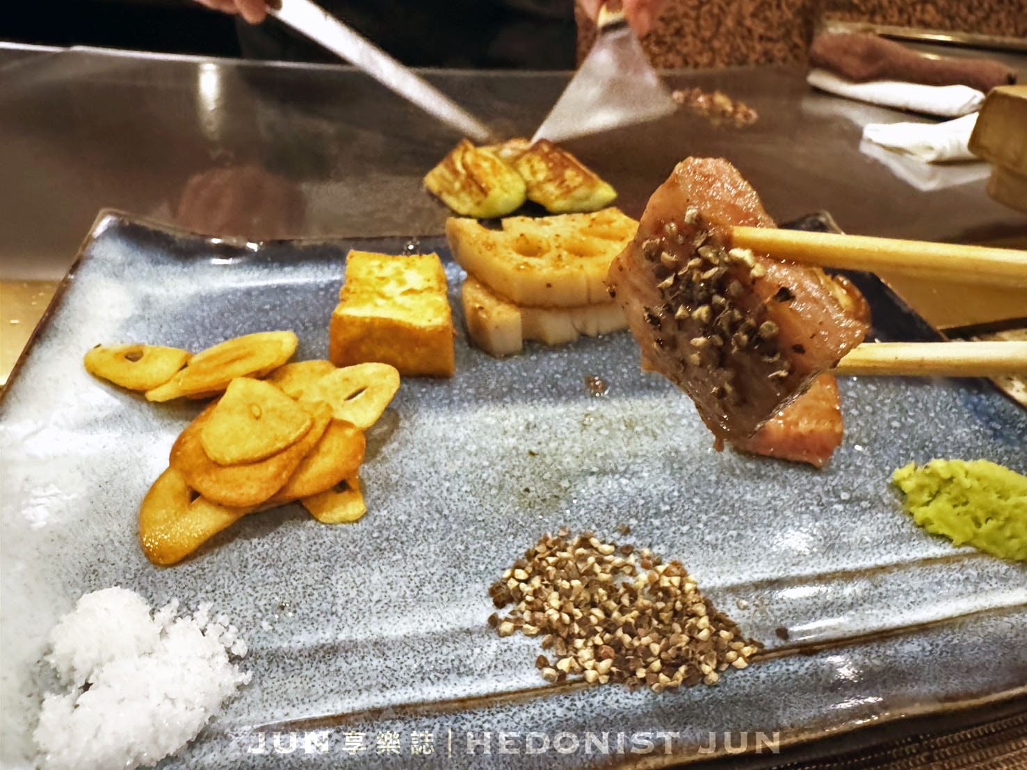《神戶‧三宮》神戶牛排餐廳MOURIYA(總店)志玲姊姊也愛吃!品嚐神戶牛鐵板燒的極致 - 第39張圖
