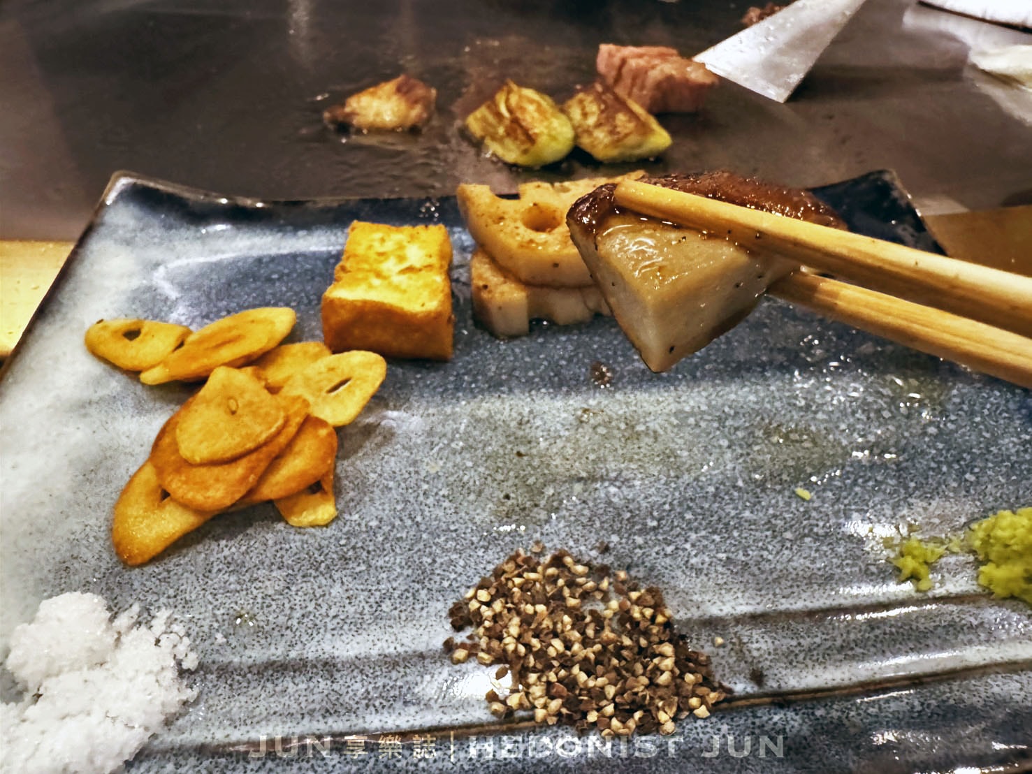 《神戶‧三宮》神戶牛排餐廳MOURIYA(總店)志玲姊姊也愛吃!品嚐神戶牛鐵板燒的極致 - 第45張圖