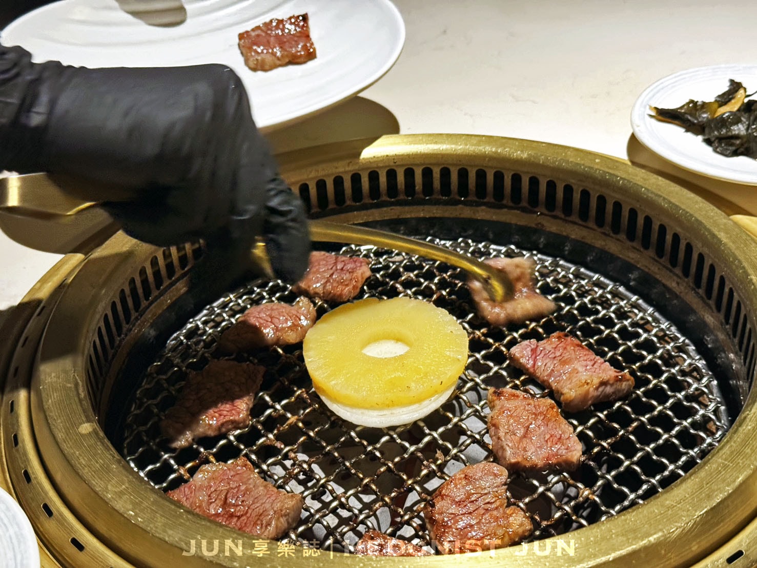 《台北‧信義》Maple Tree House 楓樹韓國烤肉-信義區動口不動手的精品韓式烤肉 - 第2張圖