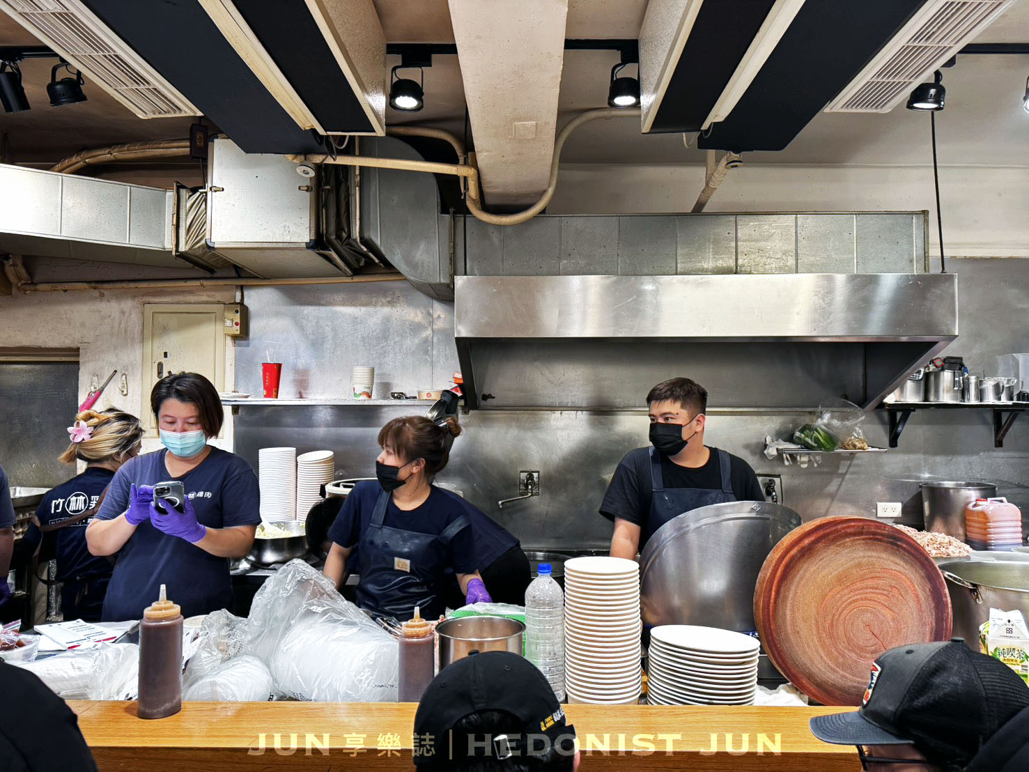 《新北‧永和》竹林雞肉(永和總店)雞腿能吃到雞肉凍就給推!永和大人氣銷魂雞肉飯 - 第9張圖