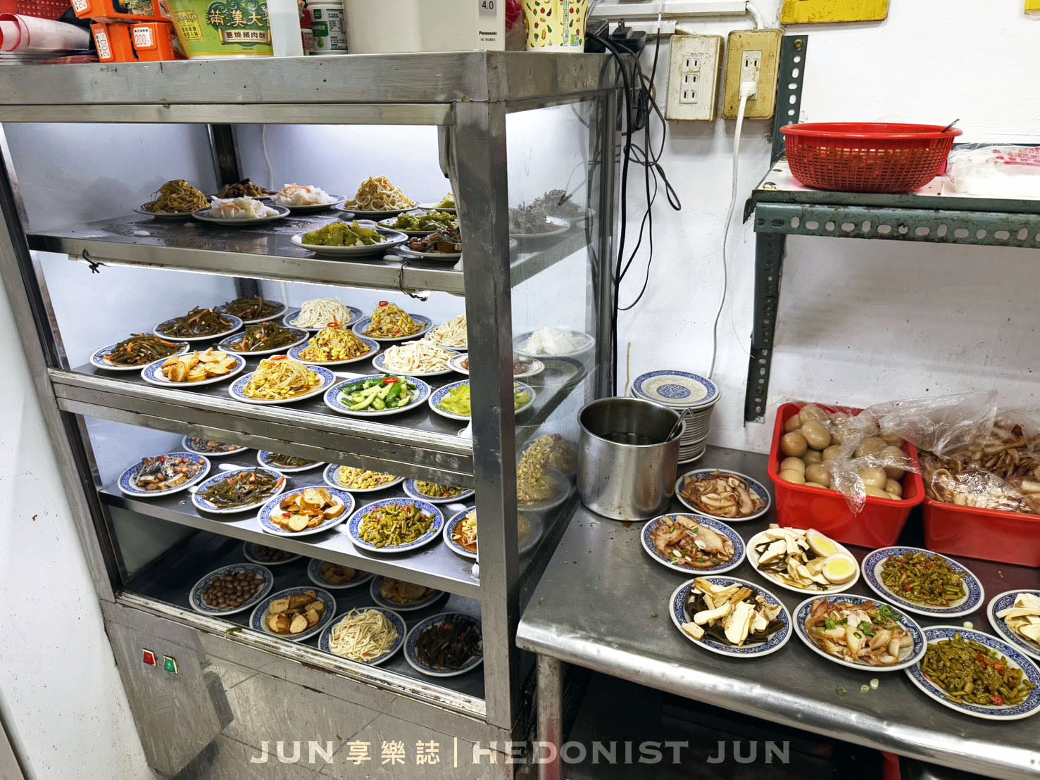 《台北‧中正》阿亮餃子館-不只水餃還有眷村炒餅!南機場夜市懷舊美味 - 第10張圖