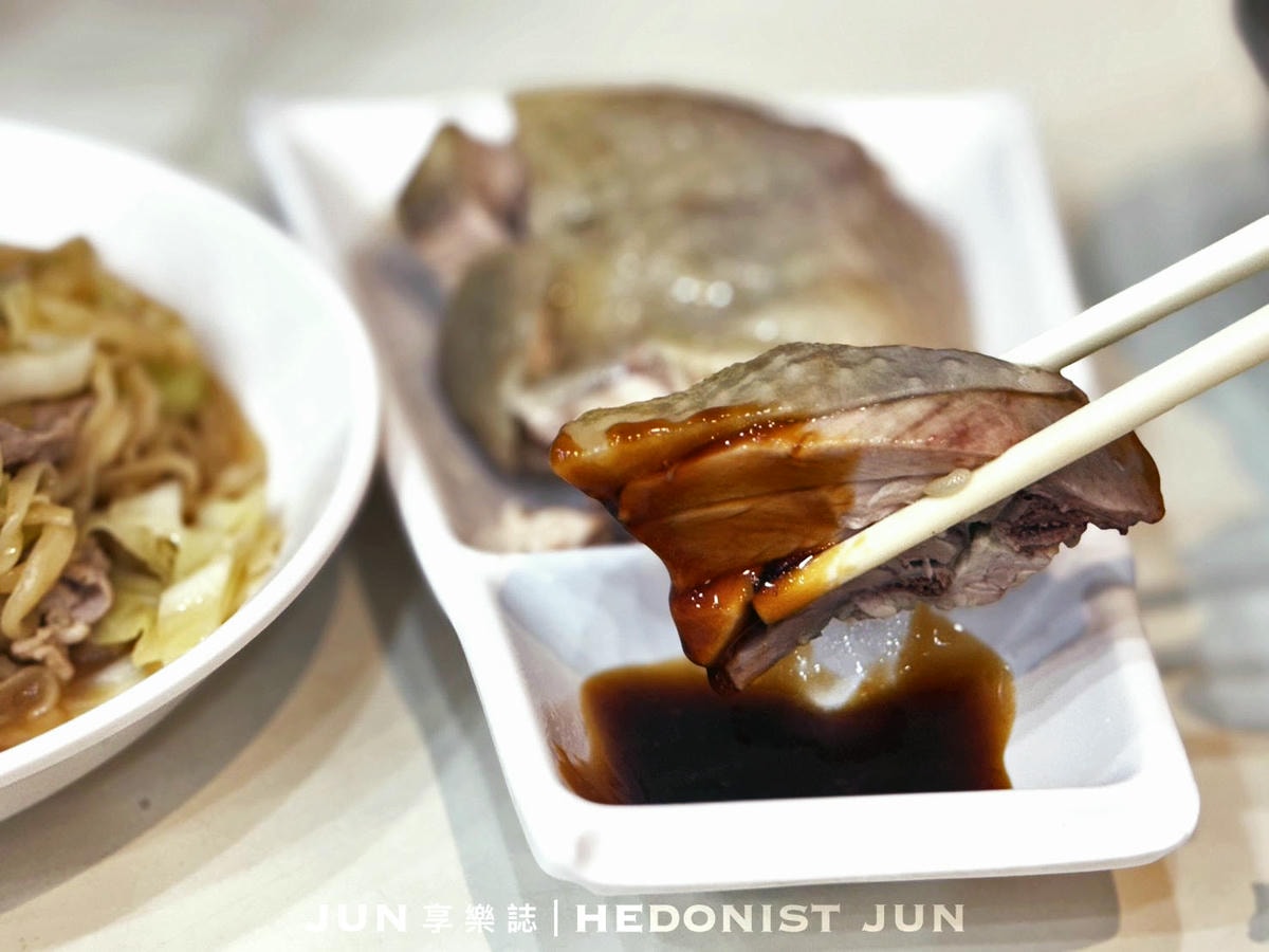 《新北‧三重》古早味小吃店-爆炒豬油香!三重在地人不張揚的家常食堂 - 第18張圖