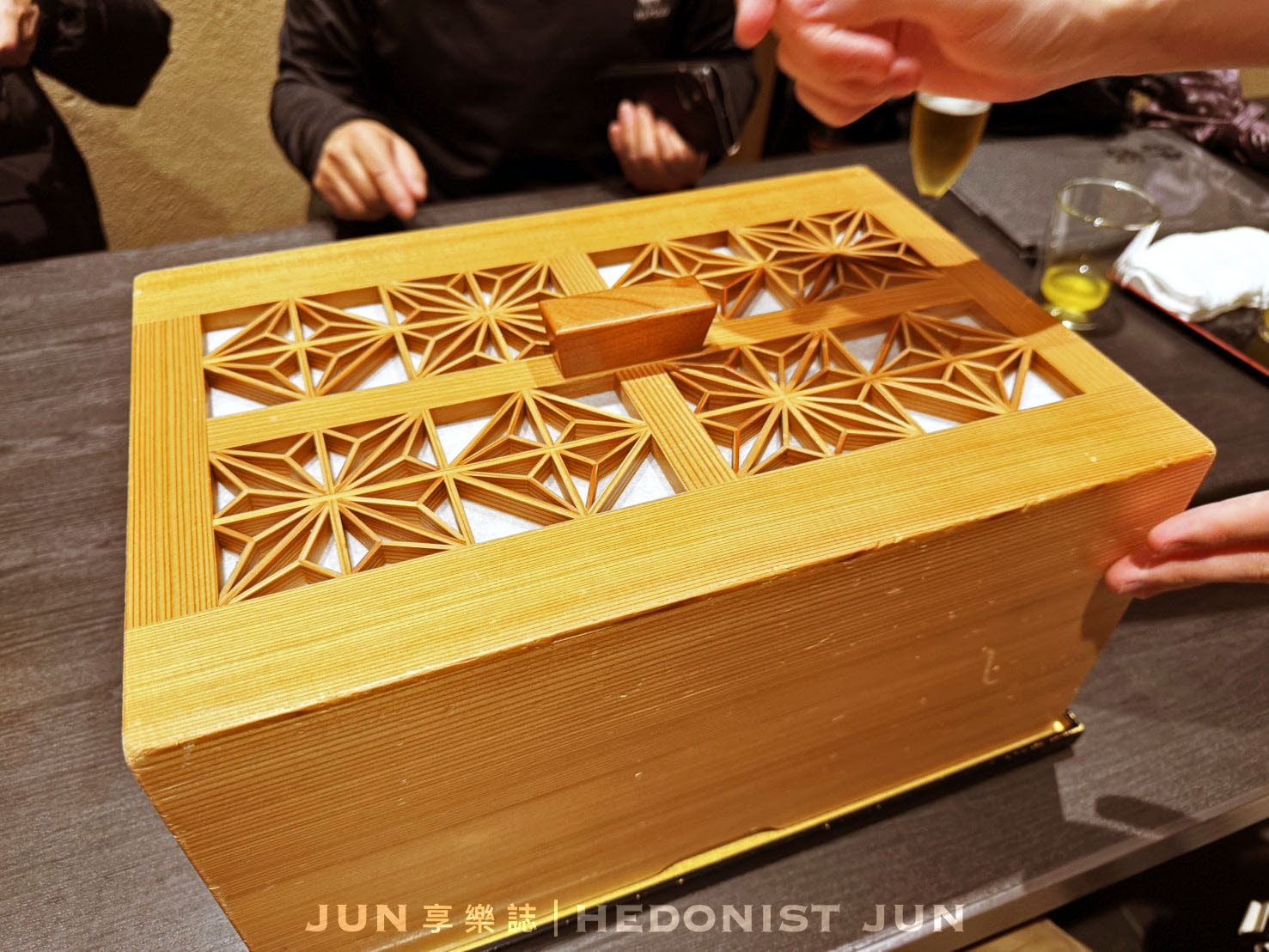 《福岡‧太宰府》和牛めんたい神楽-開啟和牛明太子御膳的美食寶箱 儀式感給好給滿的網美餐廳 - 第17張圖