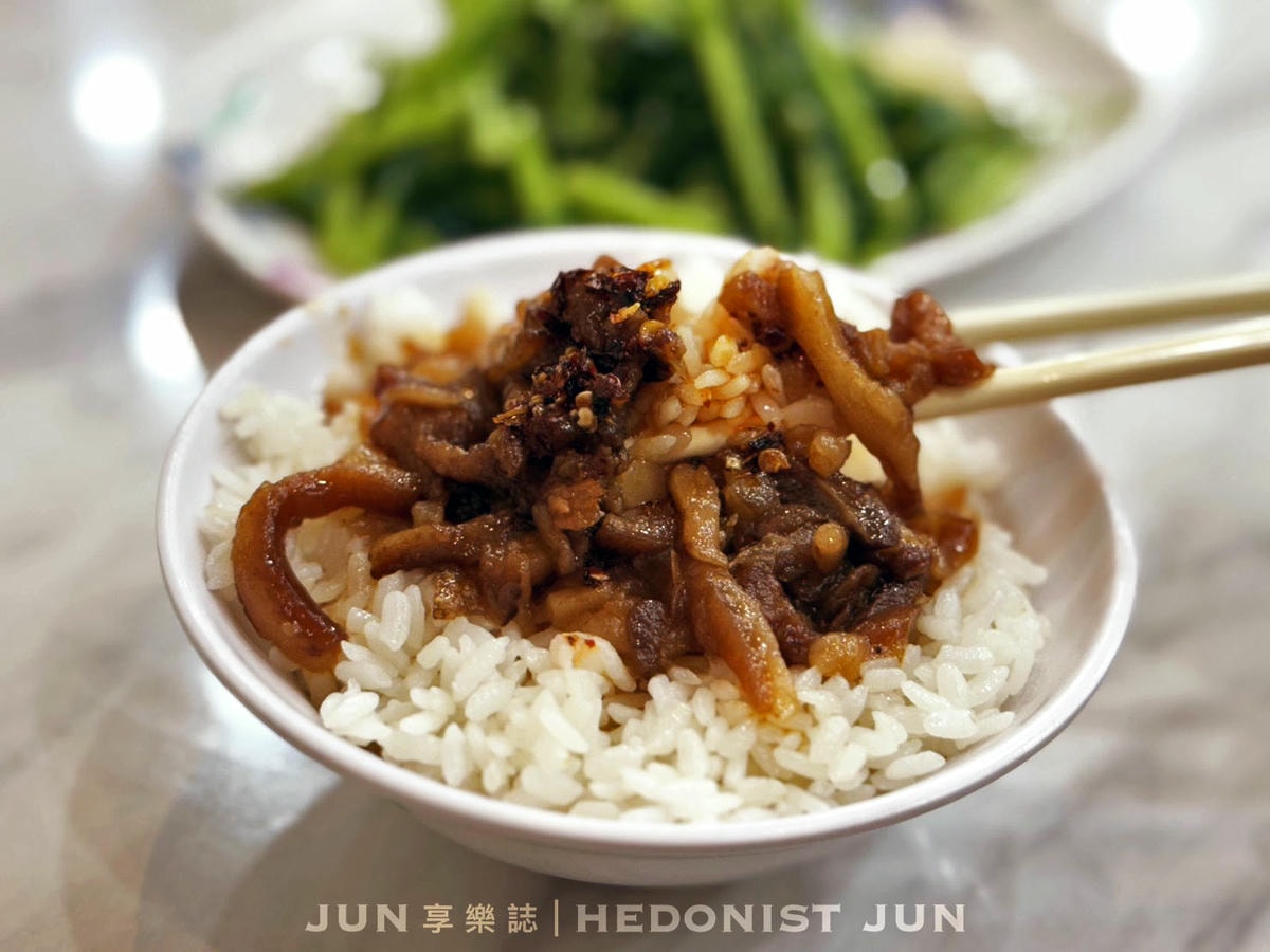 《新北‧三重》古早味小吃店-爆炒豬油香!三重在地人不張揚的家常食堂 - 第20張圖