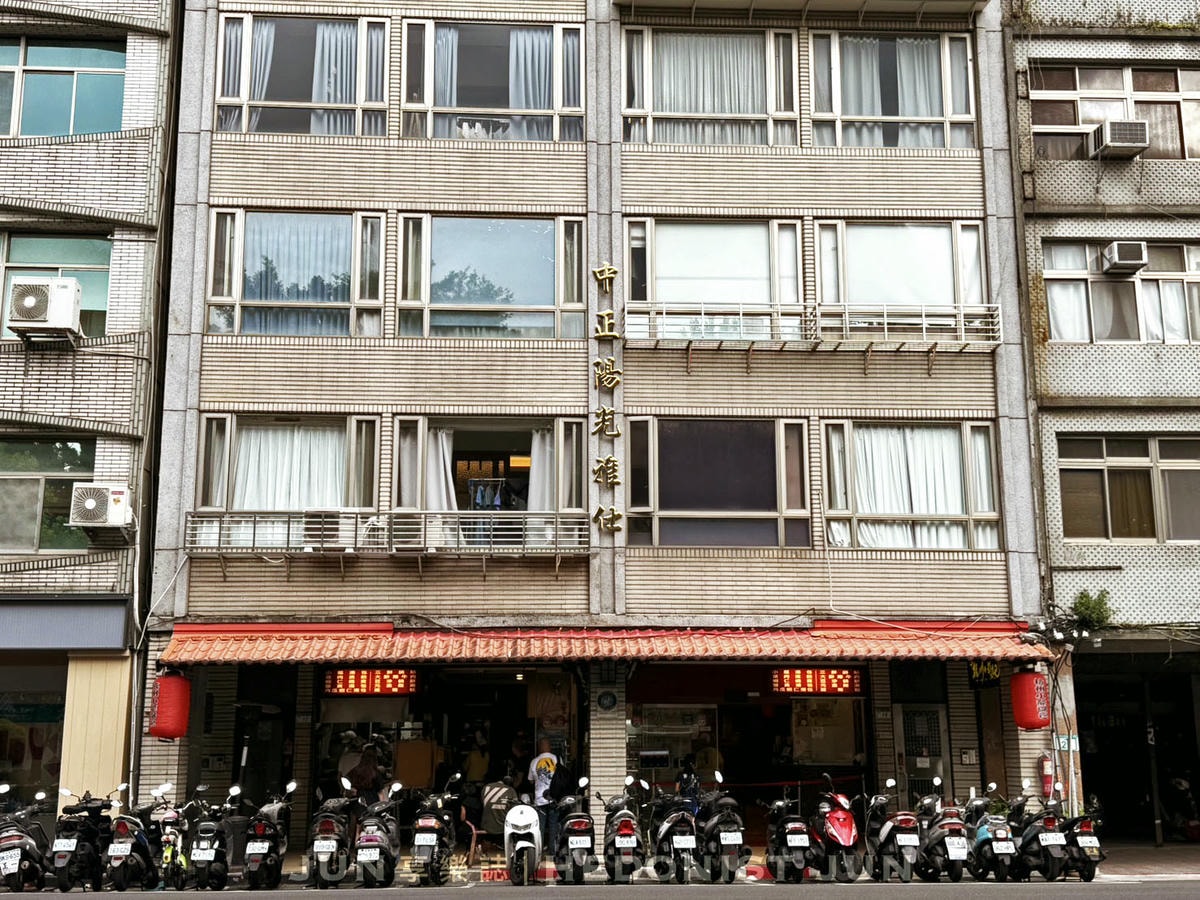 《台北‧大安》杭州小籠湯包-人生總有顆燙口小籠湯包撫慰你心 米其林推薦老店 - 第9張圖