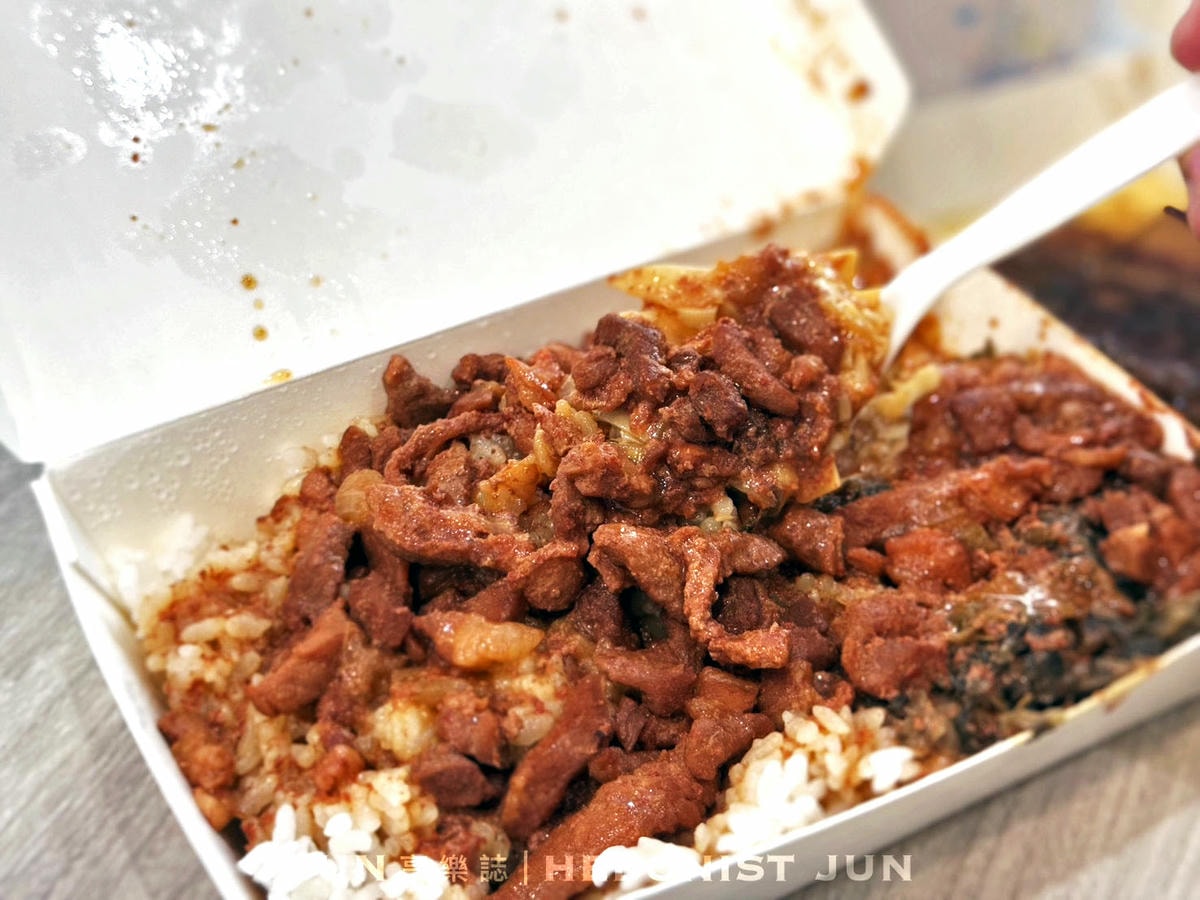 《台中‧西區》阿彰飯擔-綿軟柔情紅槽肉、爌肉 老字號飯擔超搶手! - 第13張圖