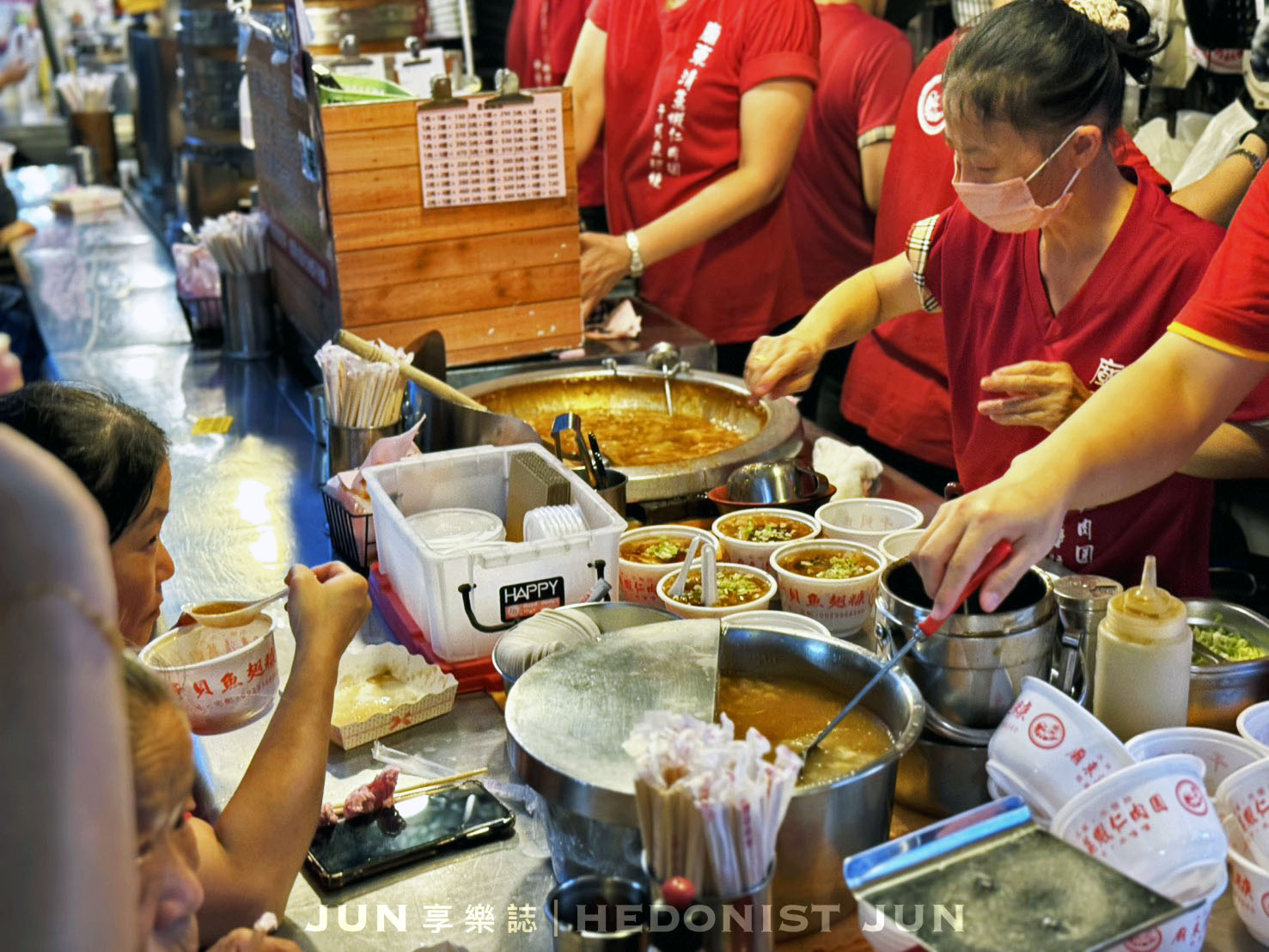 《台中‧豐原》廟東清蒸蝦仁肉圓-包進整尾鮮蝦清蒸肉圓 內行都會「來一組」 - 第10張圖