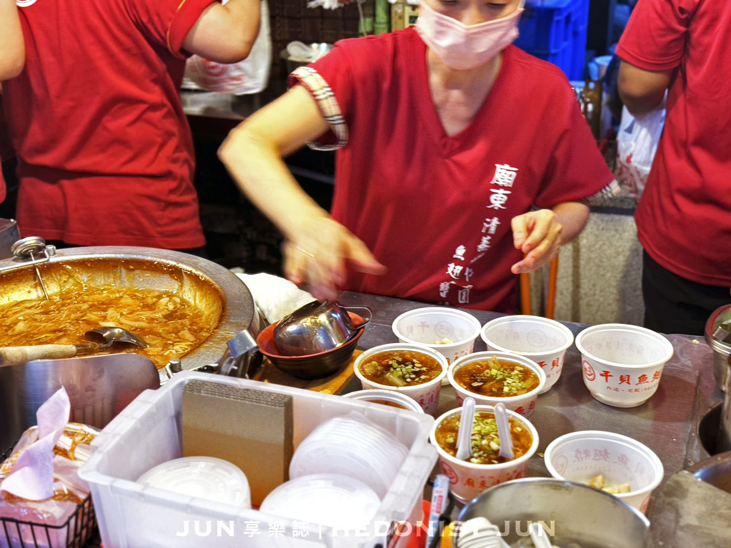 《台中‧豐原》廟東清蒸蝦仁肉圓-包進整尾鮮蝦清蒸肉圓 內行都會「來一組」 - 第11張圖