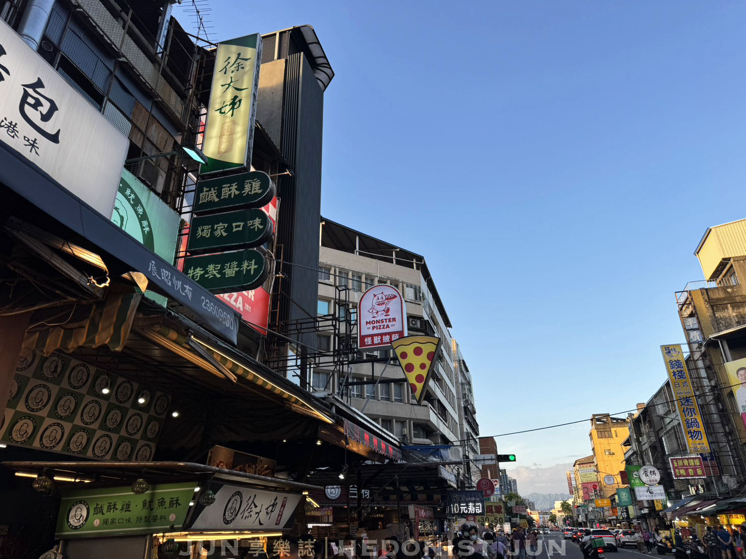 《台中‧南區》徐大姊炸香香-忠孝夜市傳奇刷醬鹹酥雞 靈魂醬料超人氣! - 第6張圖