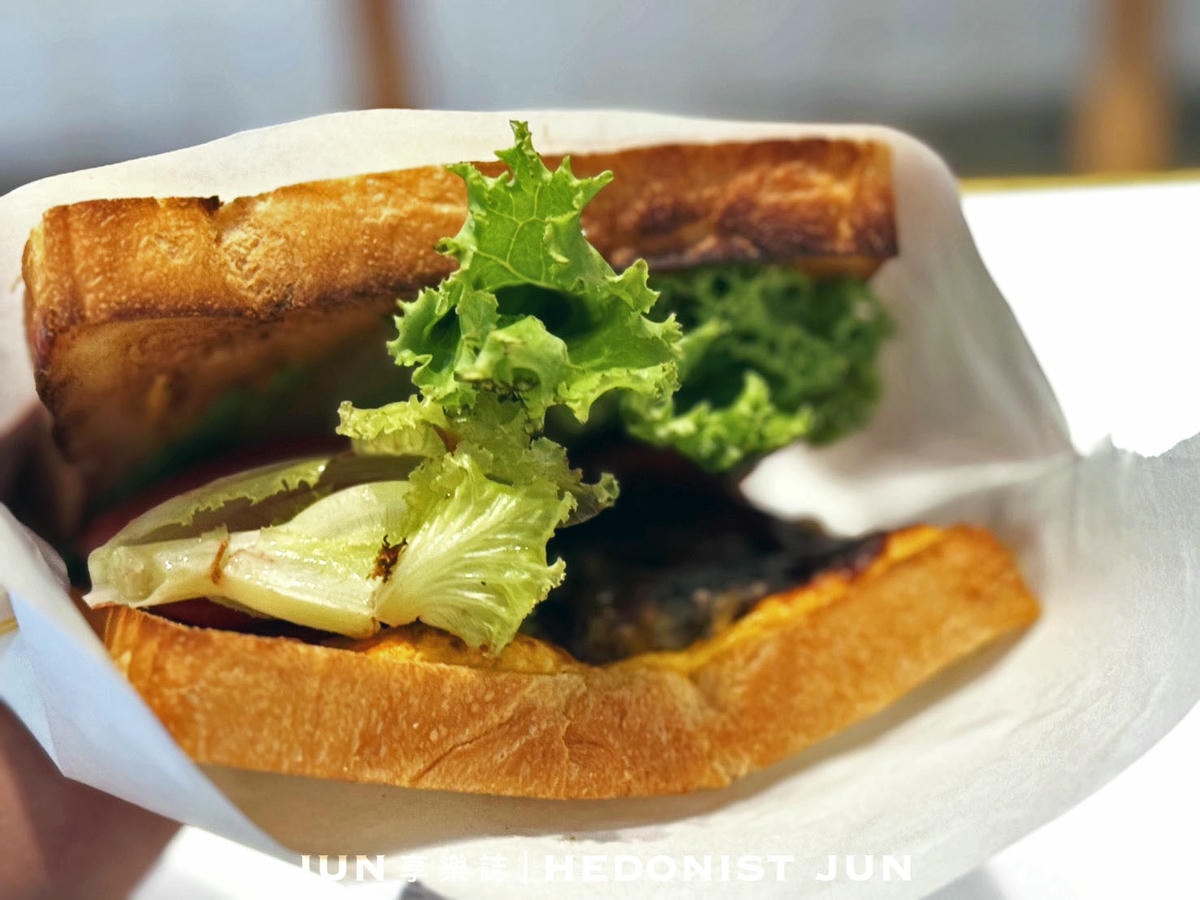 《台北‧大安》昀。吐司-生吐司名店藏敦南 林蔭大道享用精緻生活感 - 第15張圖