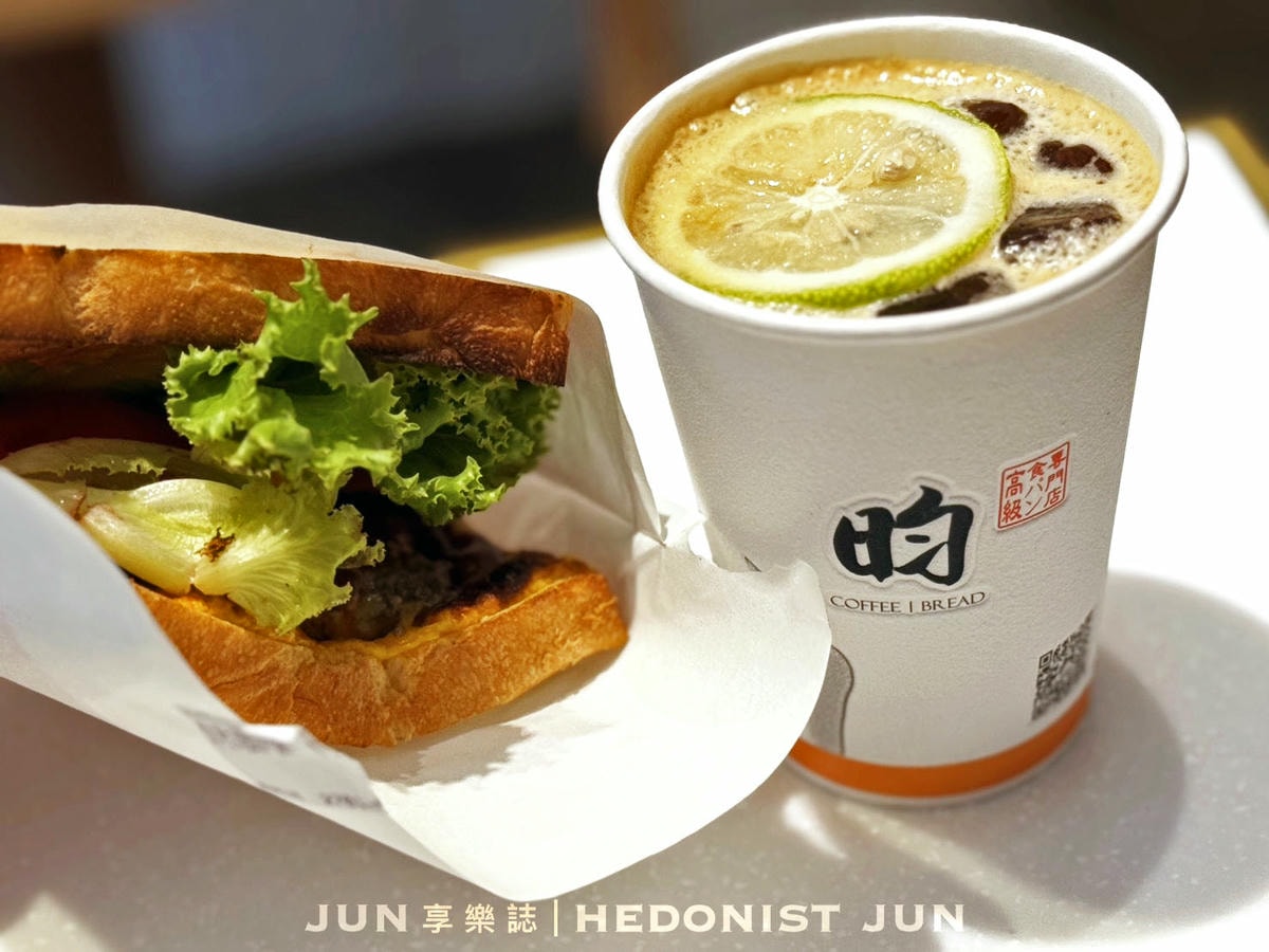 《台北‧大安》昀。吐司-生吐司名店藏敦南 林蔭大道享用精緻生活感 - 第2張圖