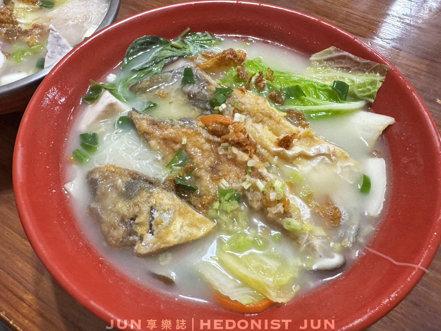 《新北‧瑞芳》炭井臭豆腐店-藏身八斗子海岸人氣名店 白鯧、透抽米粉鮮美入味 - 第16張圖