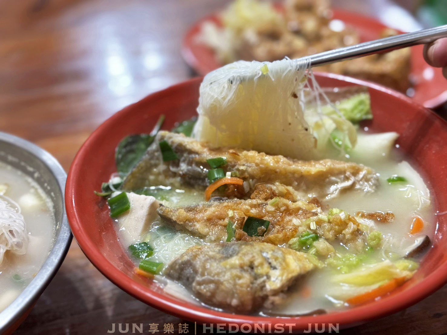 《新北‧瑞芳》炭井臭豆腐店-藏身八斗子海岸人氣名店 白鯧、透抽米粉鮮美入味 - 第18張圖