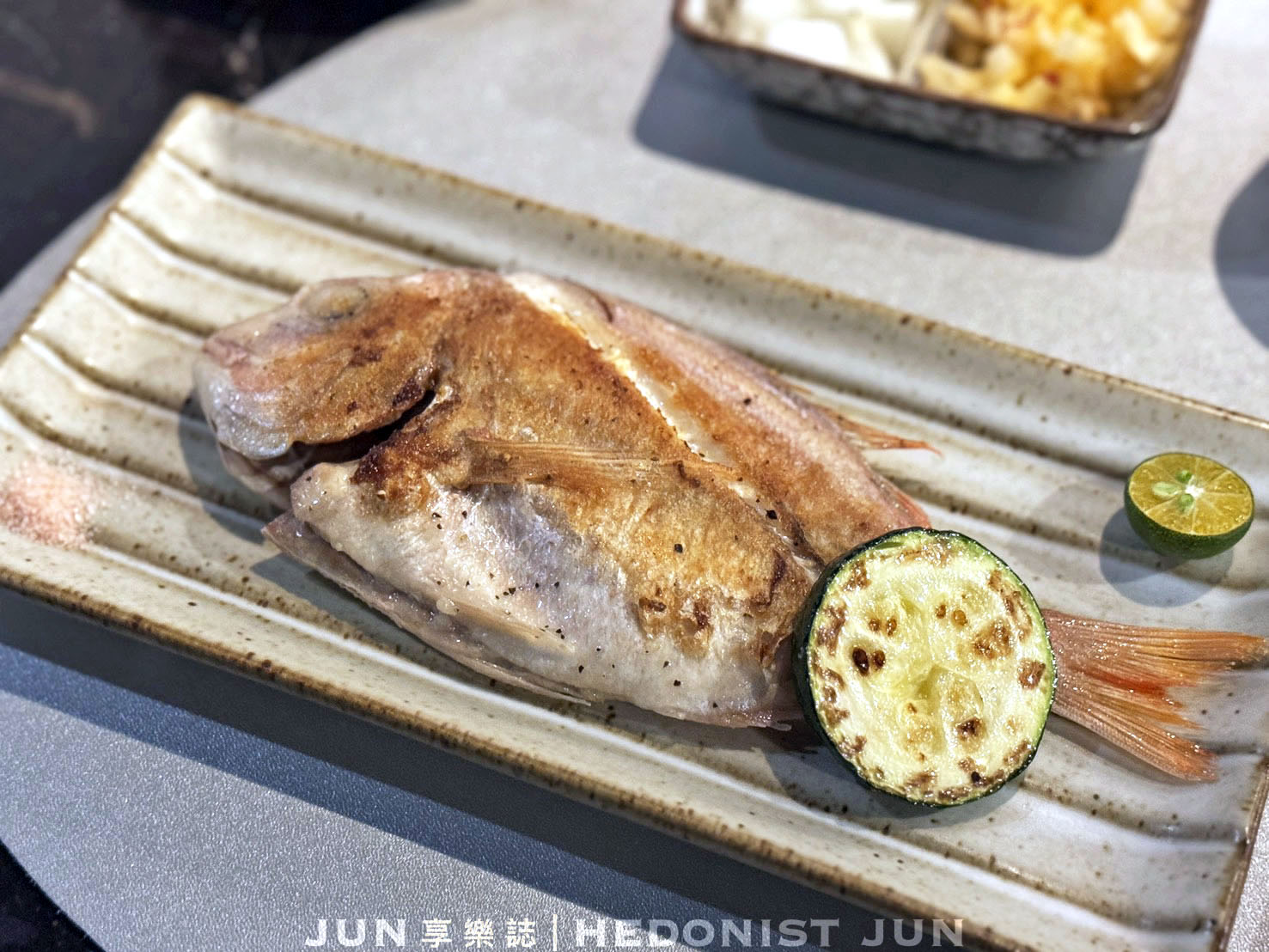 《台北‧信義》明水然・樂(信義松菸店)-高貴不貴無菜單鐵板燒可以試試 - 第31張圖