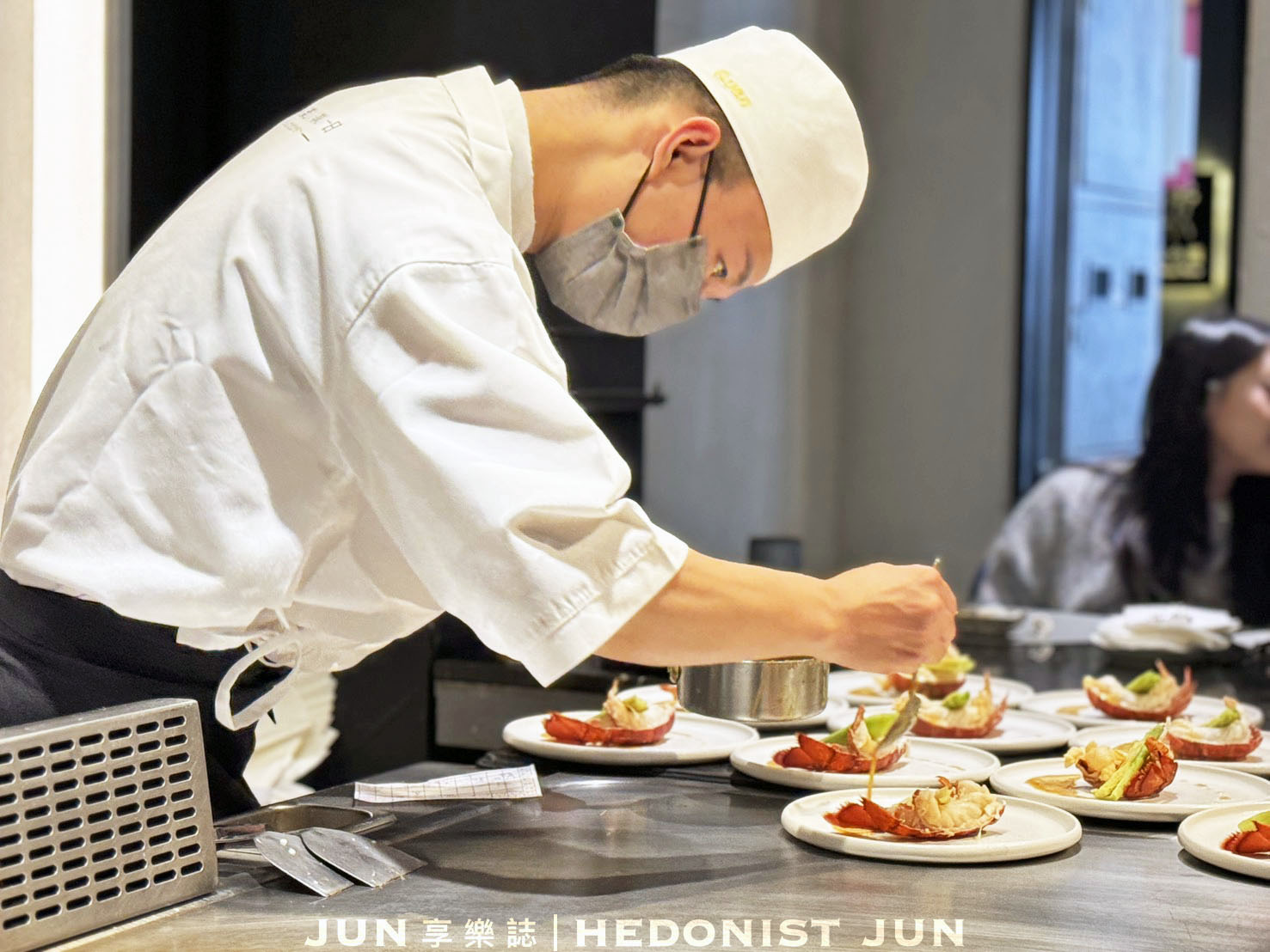 《台北‧信義》明水然・樂(信義松菸店)-高貴不貴無菜單鐵板燒可以試試 - 第46張圖