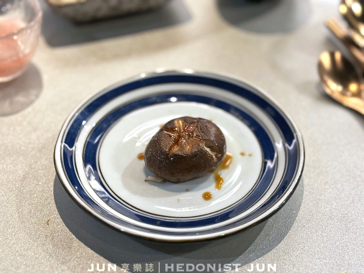 《台北‧信義》明水然・樂(信義松菸店)-高貴不貴無菜單鐵板燒可以試試 - 第51張圖