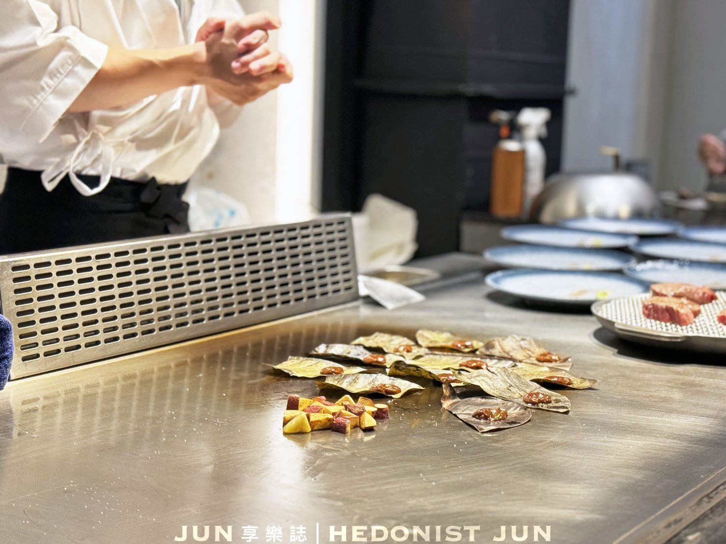 《台北‧信義》明水然・樂(信義松菸店)-高貴不貴無菜單鐵板燒可以試試 - 第53張圖