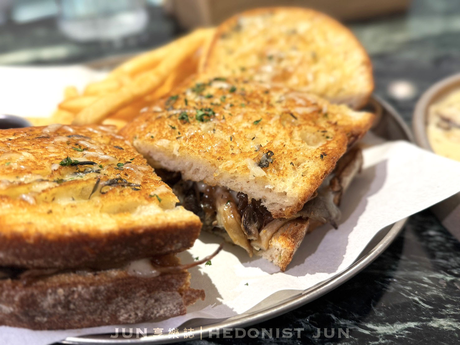 《台北‧大安》MiaCucina(復興店)-沒有肉也能時尚又好吃！超熱門義式蔬食料理