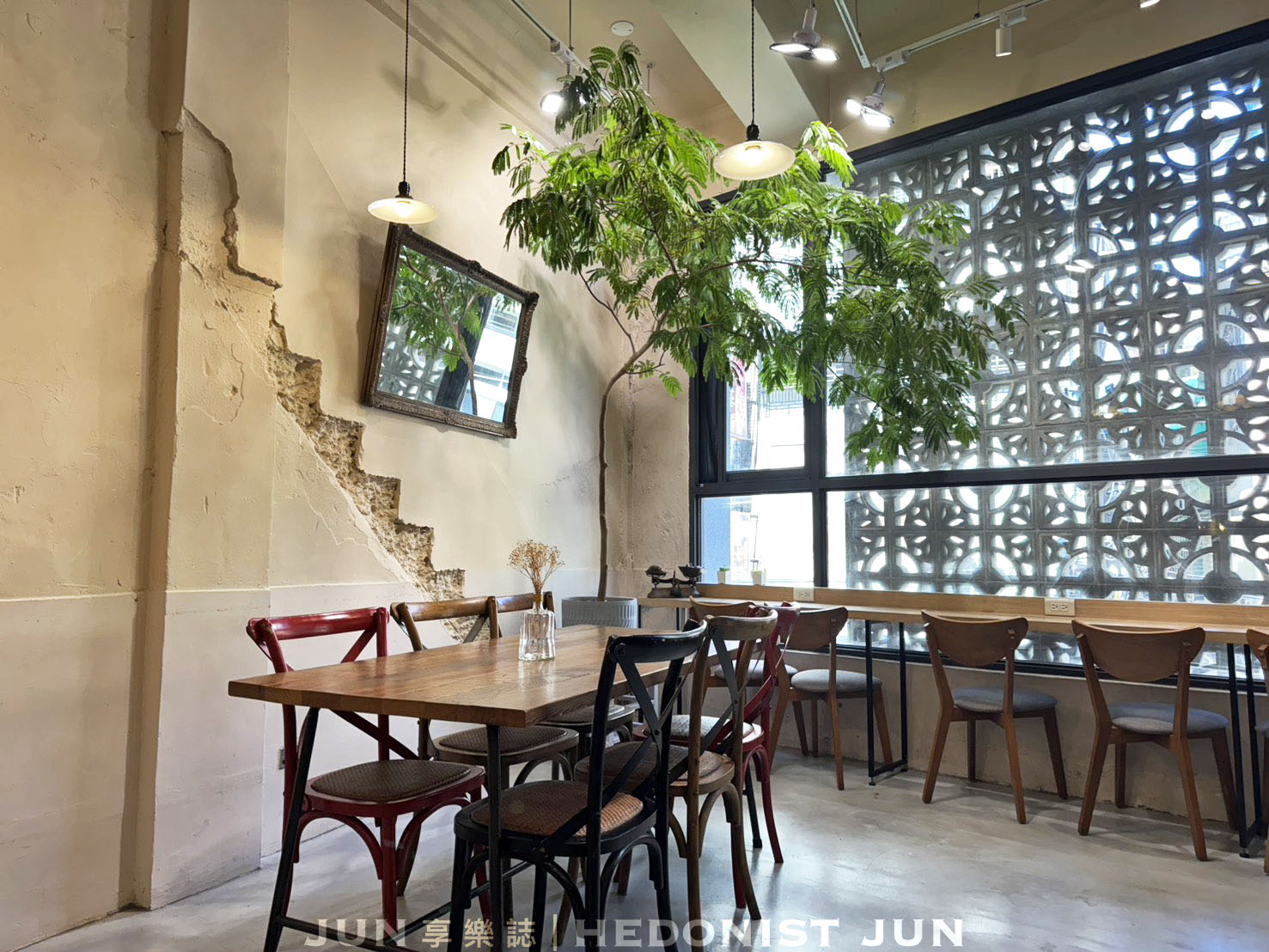 《基隆‧仁愛》安樓咖啡Enzo Cafe-石磚花窗摩登浪漫 基隆廟口老宅咖啡 - 第20張圖