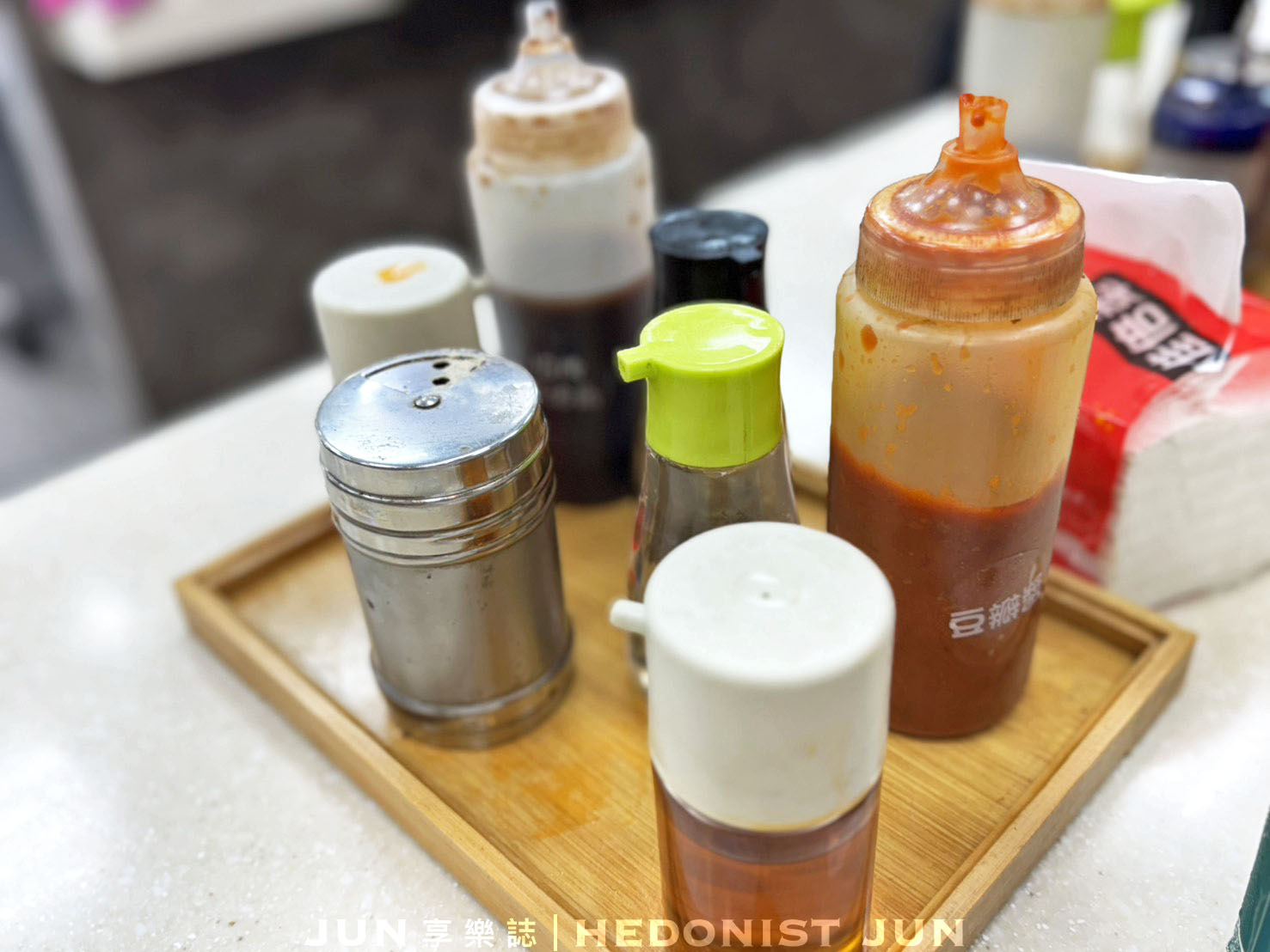 《新北‧永和》永和佳佳香鍋貼專賣店-一顆鍋貼賣40年 手工現包吃起來就是不一樣 - 第15張圖