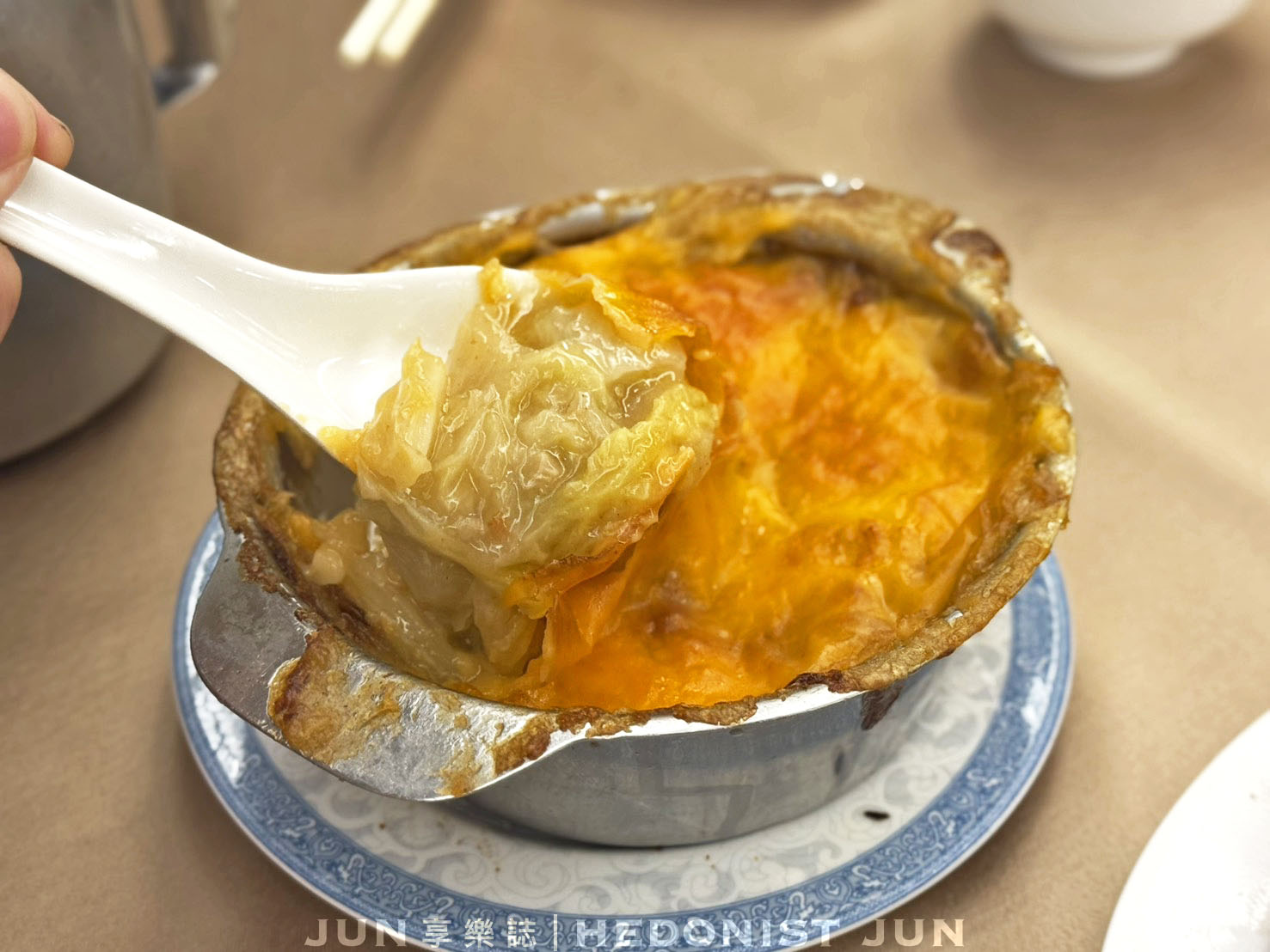 《台北‧松山》兄弟大飯店(梅花廳)-少見經典港點餐車 老飯店的老派港式酒樓 - 第24張圖