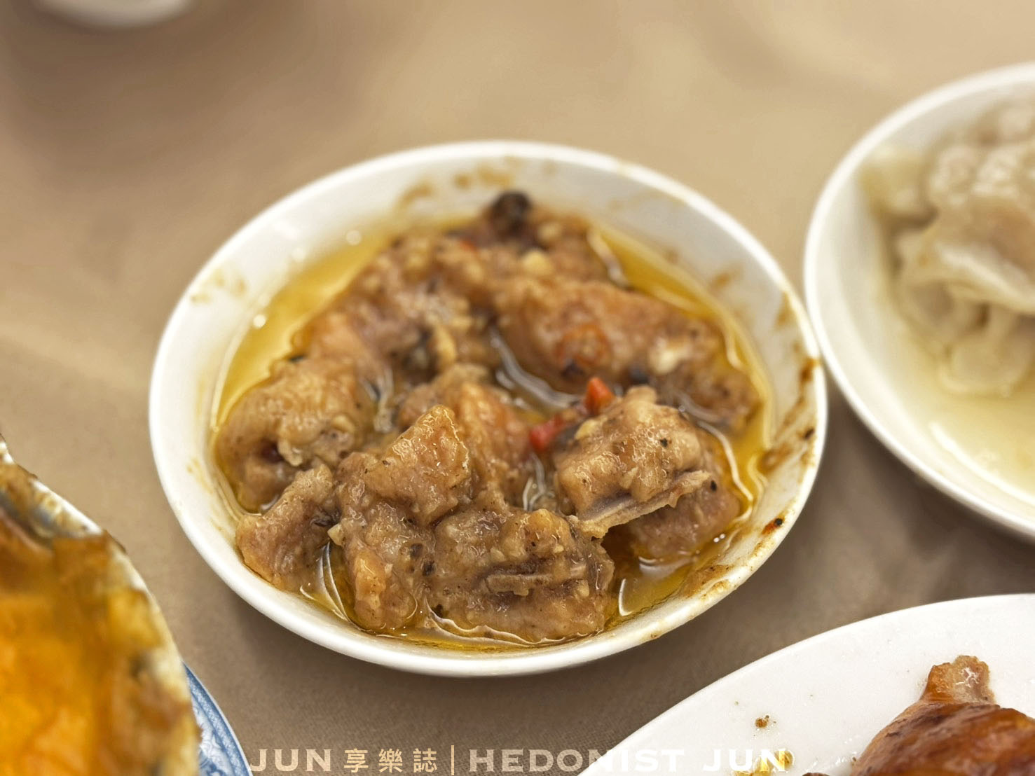 《台北‧松山》兄弟大飯店(梅花廳)-少見經典港點餐車 老飯店的老派港式酒樓 - 第22張圖