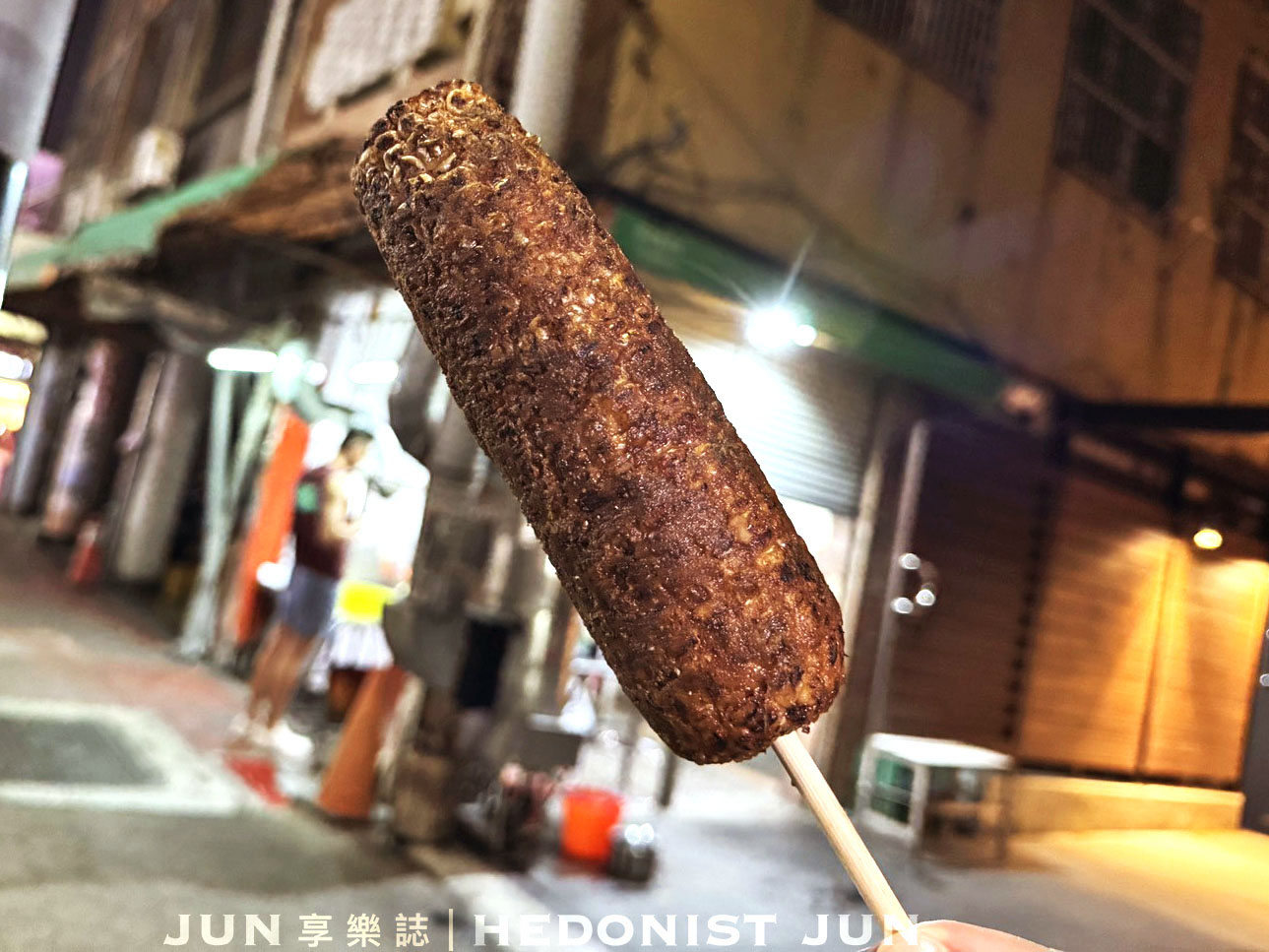 《嘉義‧東區》阿婆烤玉米-刷醬濃厚玉米香糯但等超久的超人氣烤玉米 - 第1張圖