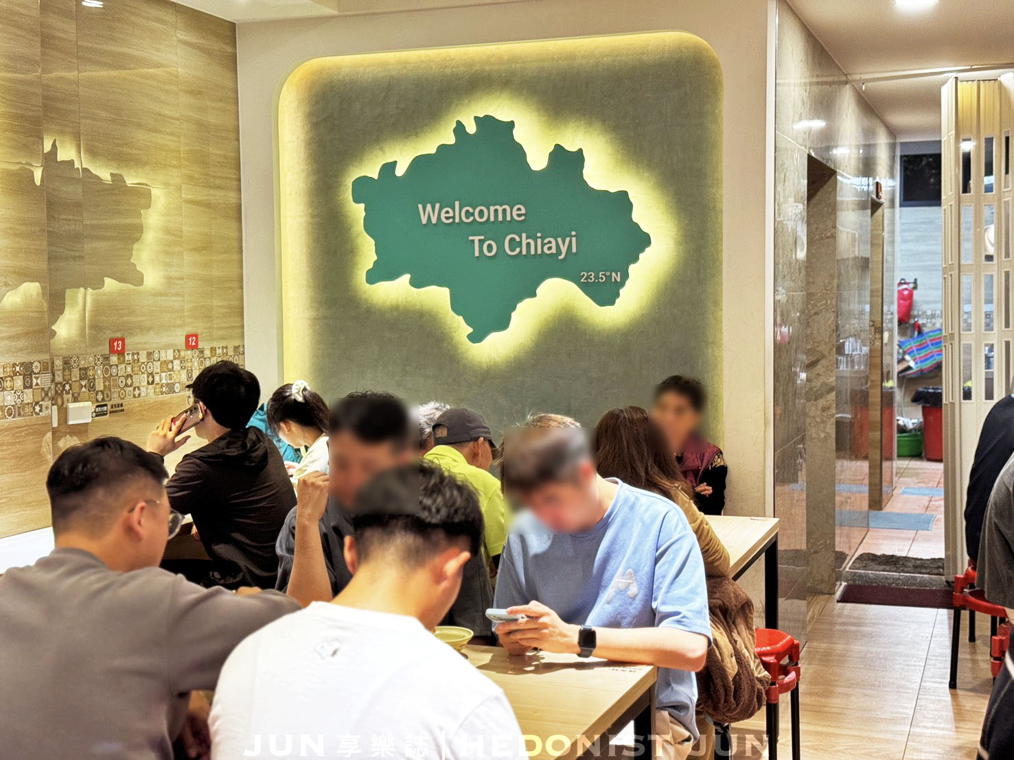 《嘉義‧西區》阿霞(芳敏)火雞肉飯創始店-就算改名搬家還是很好吃的雞肉飯老店 - 第14張圖