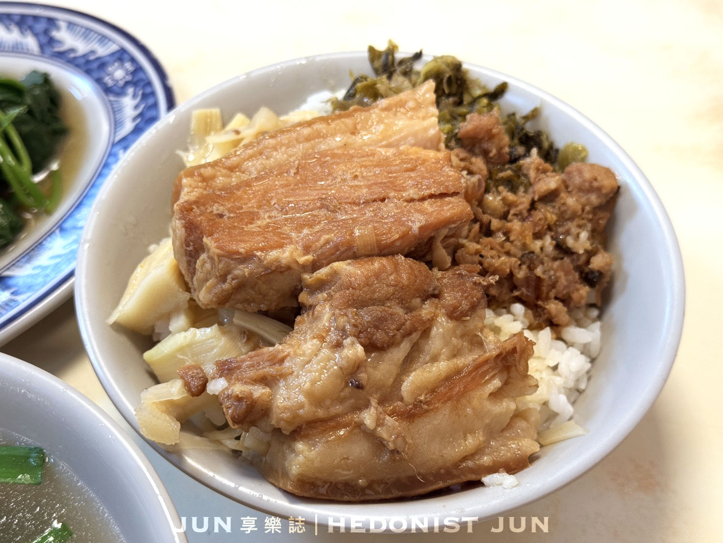 《台北‧大同》施家鮮肉湯圓-一顆鮮肉湯圓走過一甲子 大橋頭必比登美食老店