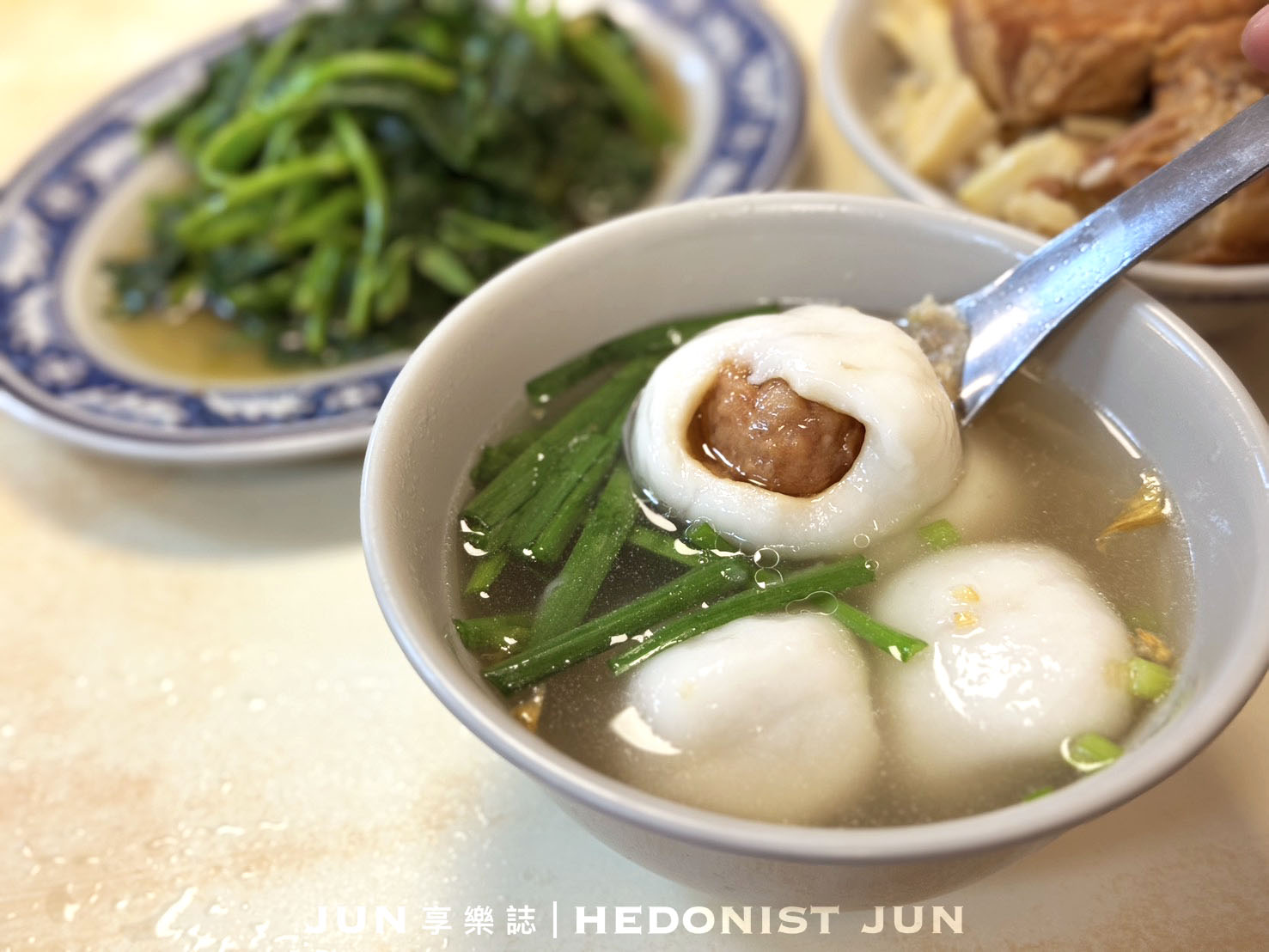 《台北‧大同》施家鮮肉湯圓-一顆鮮肉湯圓走過一甲子 大橋頭必比登美食老店