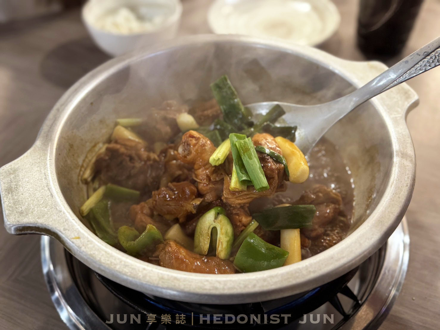 《台北‧松山》一品花雕雞(市民旗艦店)-一鍋三吃生猛美味 市民大道宵夜飄香30年 - 第13張圖 《台北‧松山》一品花雕雞(市民旗艦店)-一鍋三吃生猛美味 市民大道宵夜飄香30年