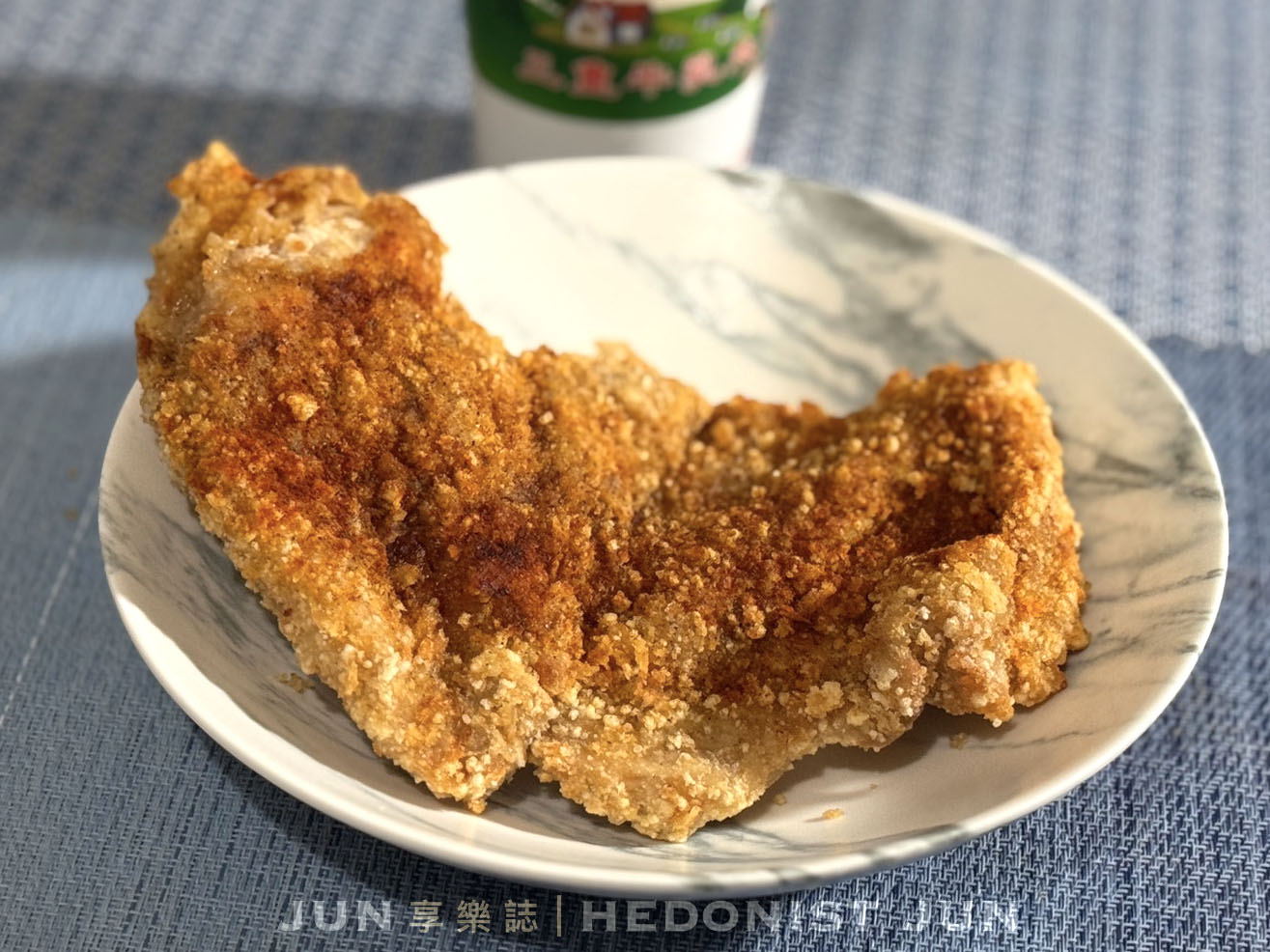 《新北‧三重》三重牛乳大王-老闆來一套雞排+木瓜牛奶！50年老店三重人最愛