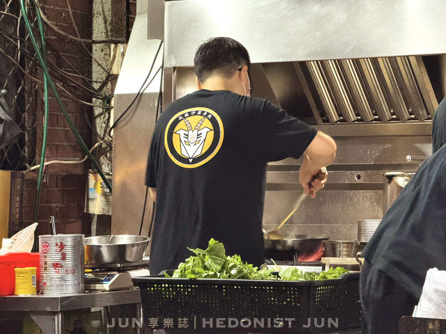 《新北‧蘆洲》汪派沙茶羊肉(蘆洲總店)-生意超好羊肉炒 料多實在人氣爆