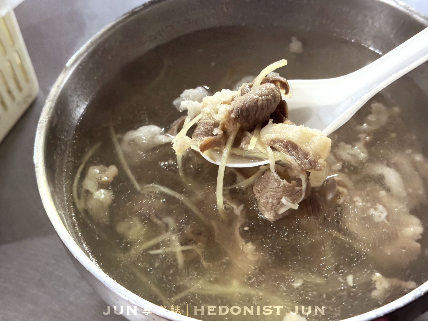 《新北‧蘆洲》汪派沙茶羊肉(蘆洲總店)-生意超好羊肉炒 料多實在人氣爆