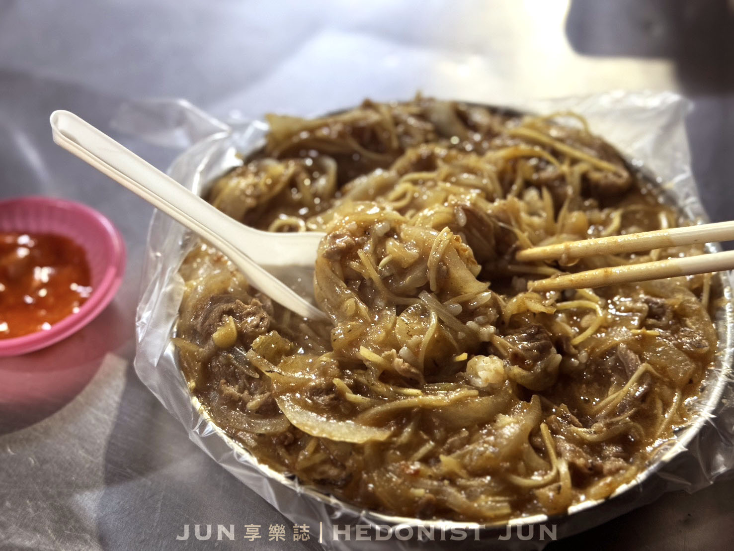 《新北‧蘆洲》汪派沙茶羊肉(蘆洲總店)-生意超好羊肉炒 料多實在人氣爆