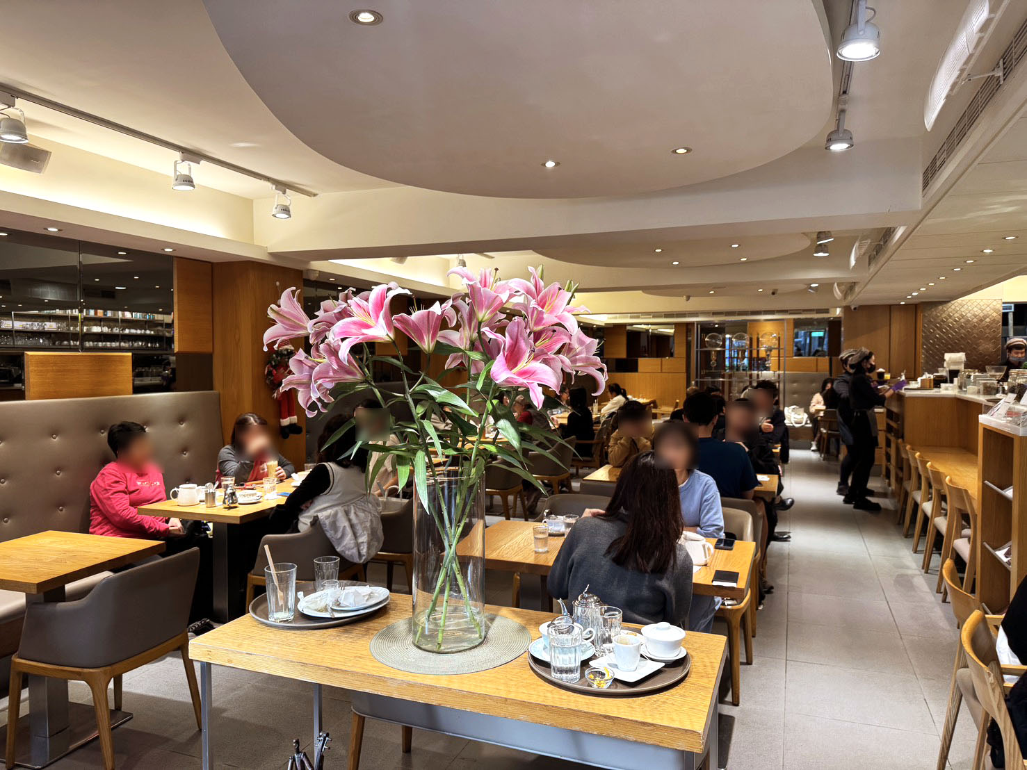 《台北‧中山》佐曼咖啡館-精神早午餐或甜蜜下午茶 南西商圈老牌咖啡館