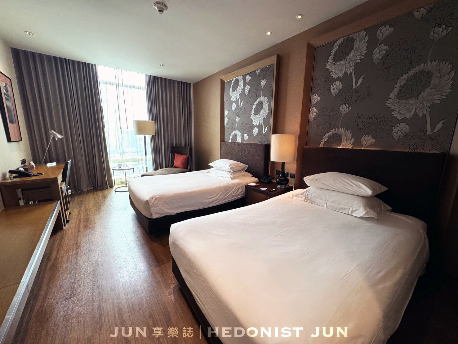 《泰國‧曼谷》Eastin Grand hotel Sathorn Bangkok-地點絕佳的高樓層無邊際泳池商務酒店