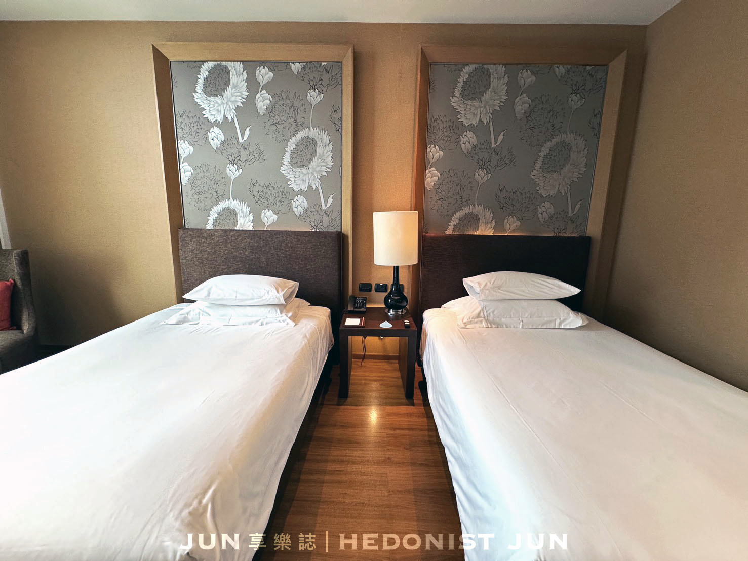 《泰國‧曼谷》Eastin Grand hotel Sathorn Bangkok-地點絕佳的高樓層無邊際泳池商務酒店