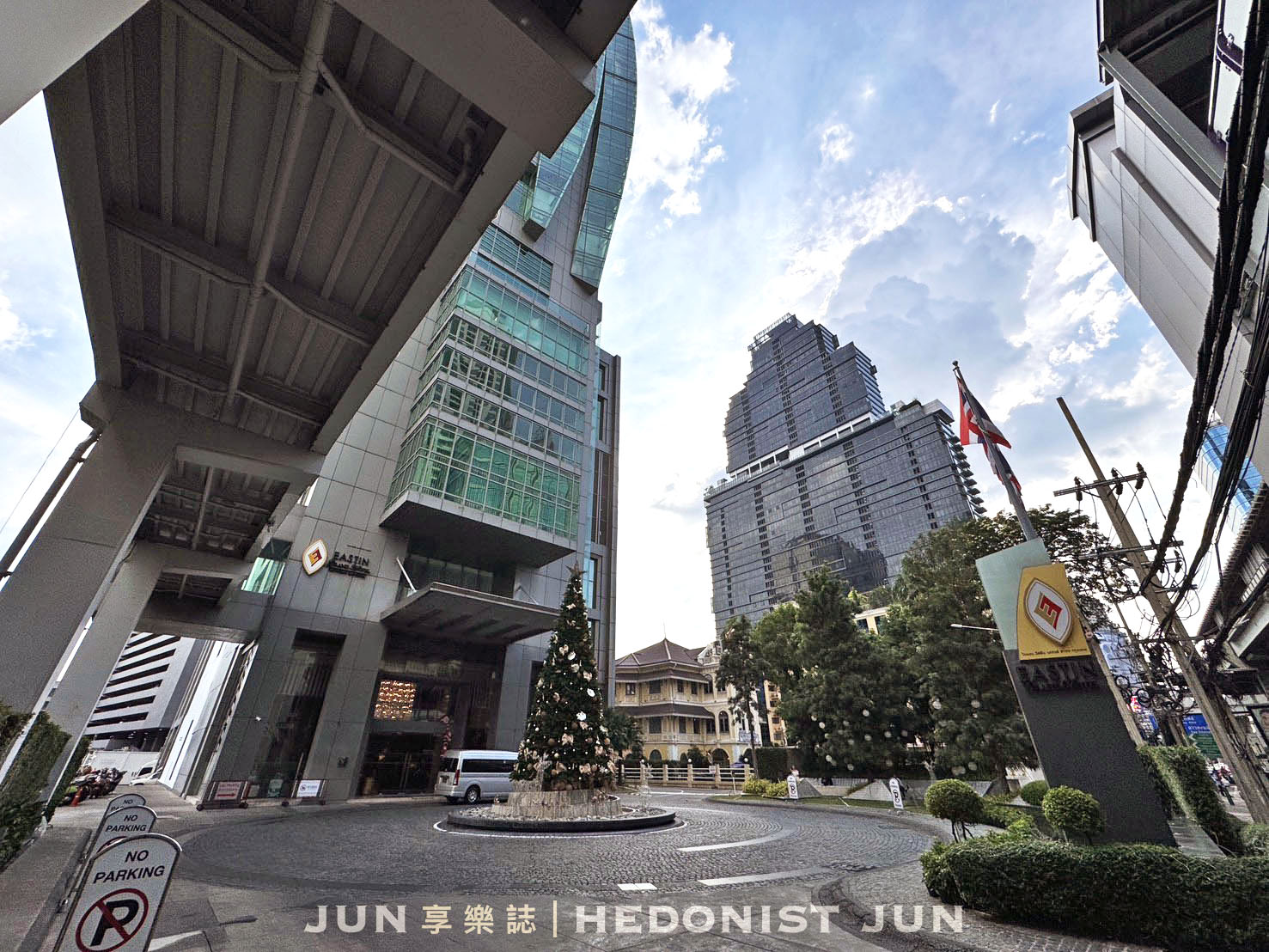 《泰國‧曼谷》Eastin Grand hotel Sathorn Bangkok-地點絕佳的高樓層無邊際泳池商務酒店